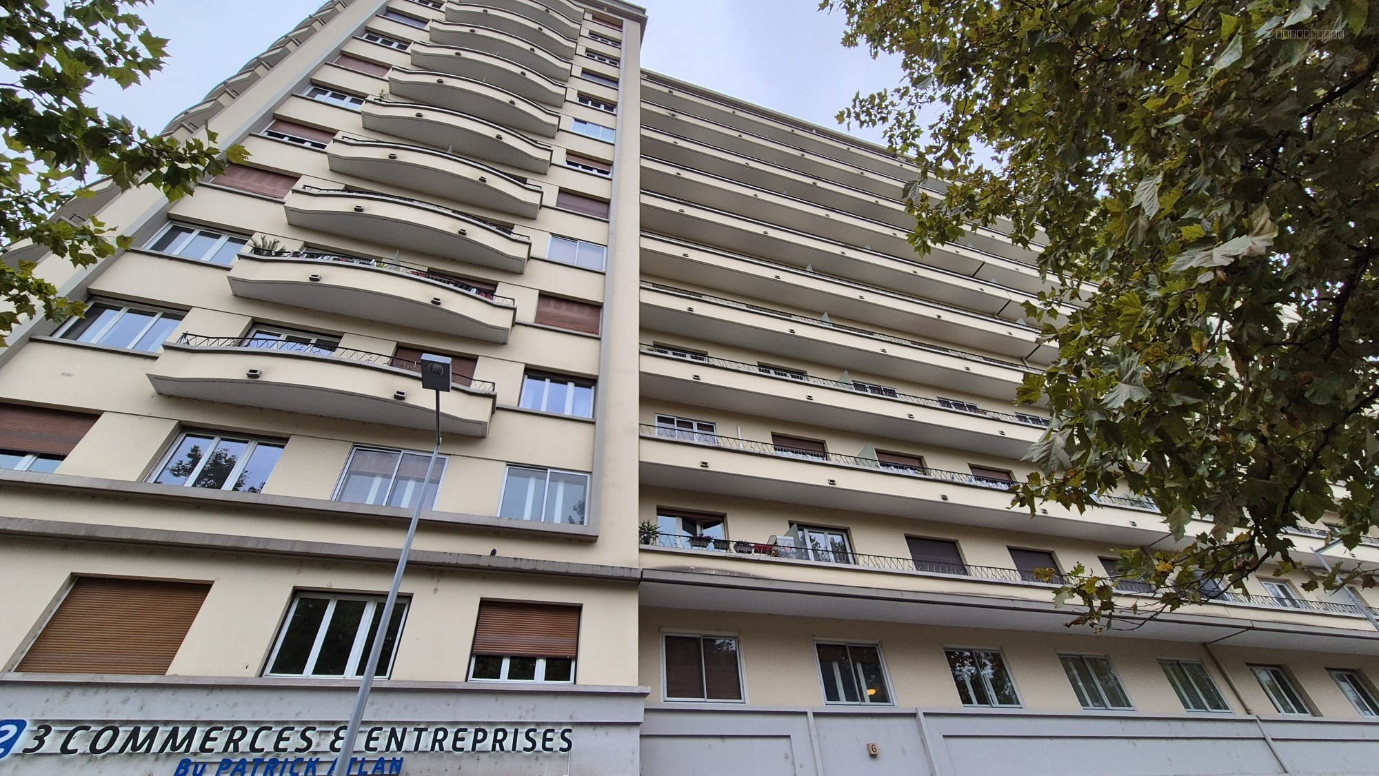 GRENOBLE PLACE PAUL MISTRAL EXCLUSIVITE — photo 9