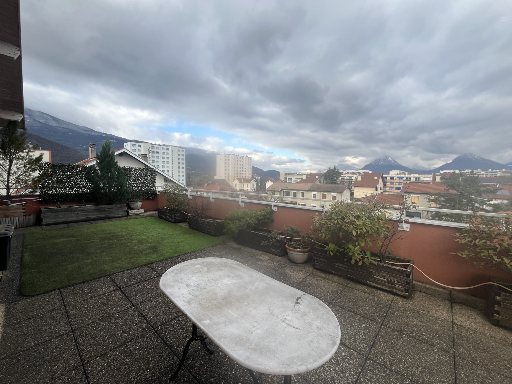 ECHIROLLES RUE DU VERCORS EXCLUSIVITE VILLA SUR LE TOIT RESIDENCE VILLA DOLCE — photo 11