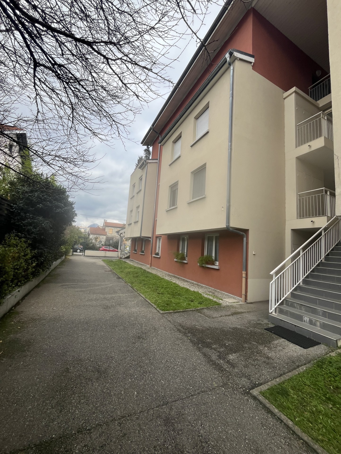 ECHIROLLES RUE DU VERCORS EXCLUSIVITE VILLA SUR LE TOIT RESIDENCE VILLA DOLCE — photo 15