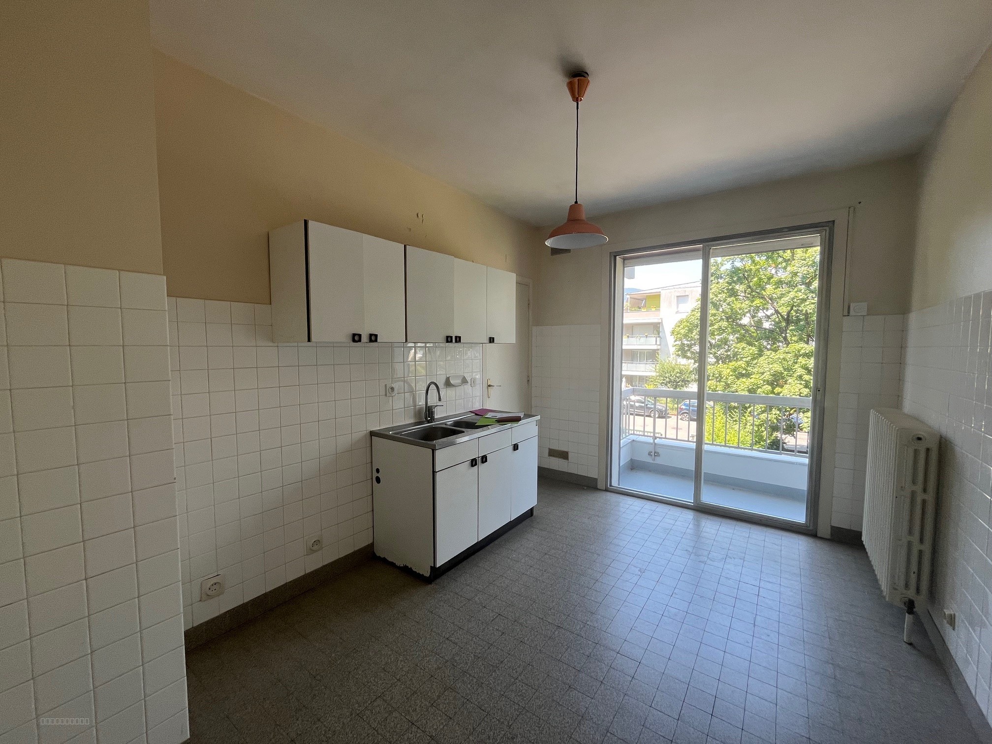 GIERES RESIDENCE LE PASTEUR GRAND T3 + CUISINE — photo 8