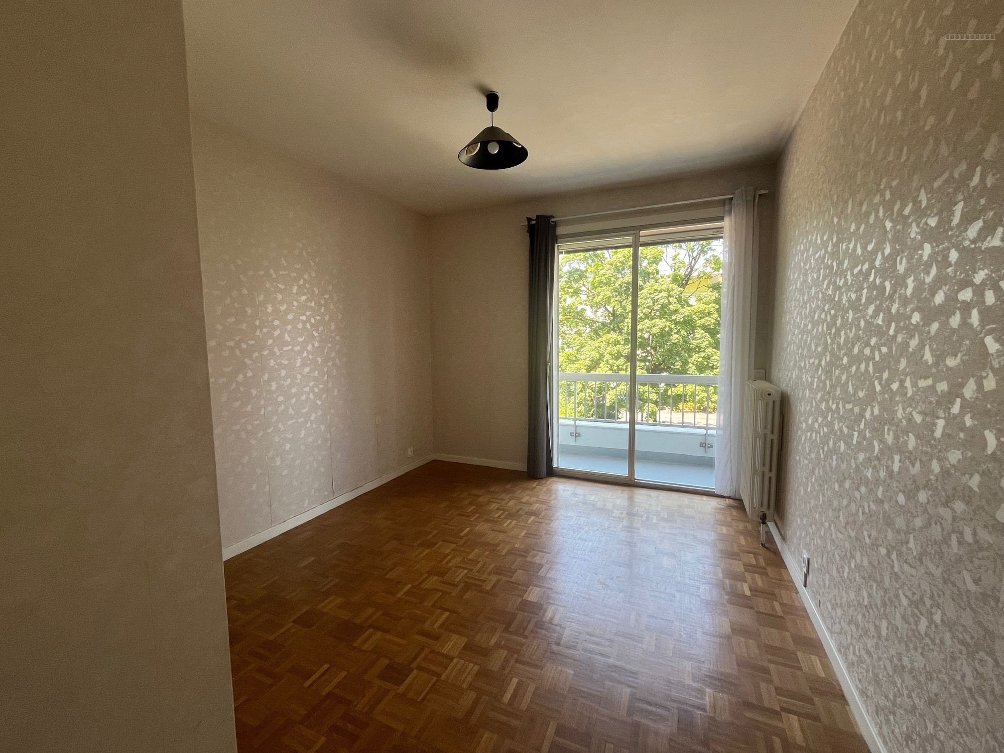 GIERES RESIDENCE LE PASTEUR GRAND T3 + CUISINE — photo 9
