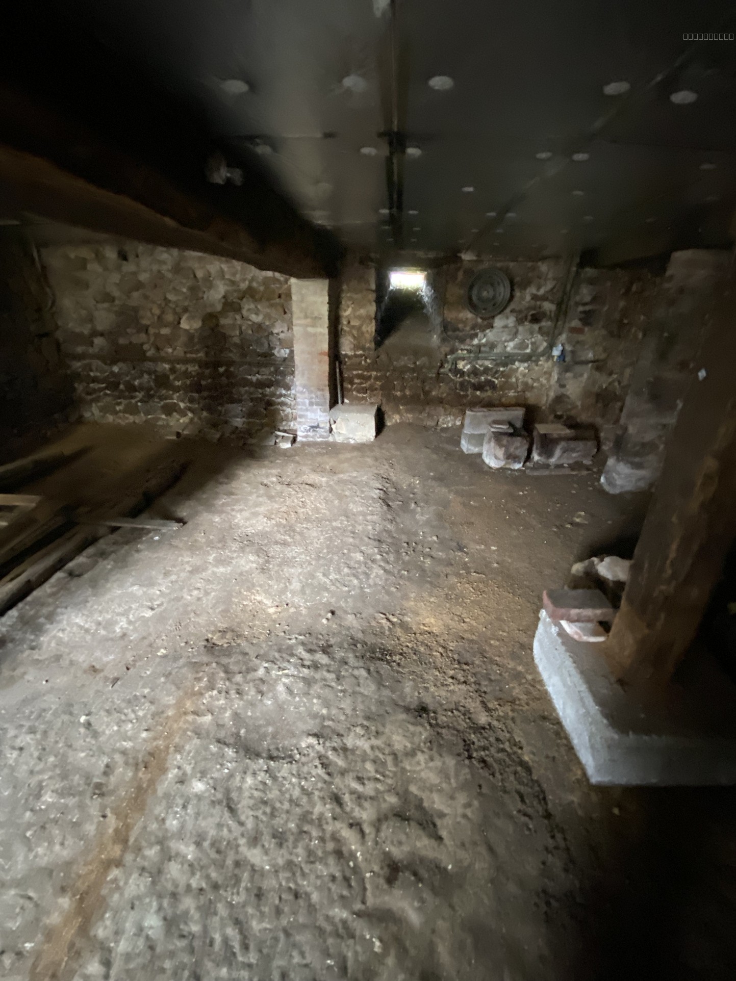Maison de bourg à rénover — photo 9