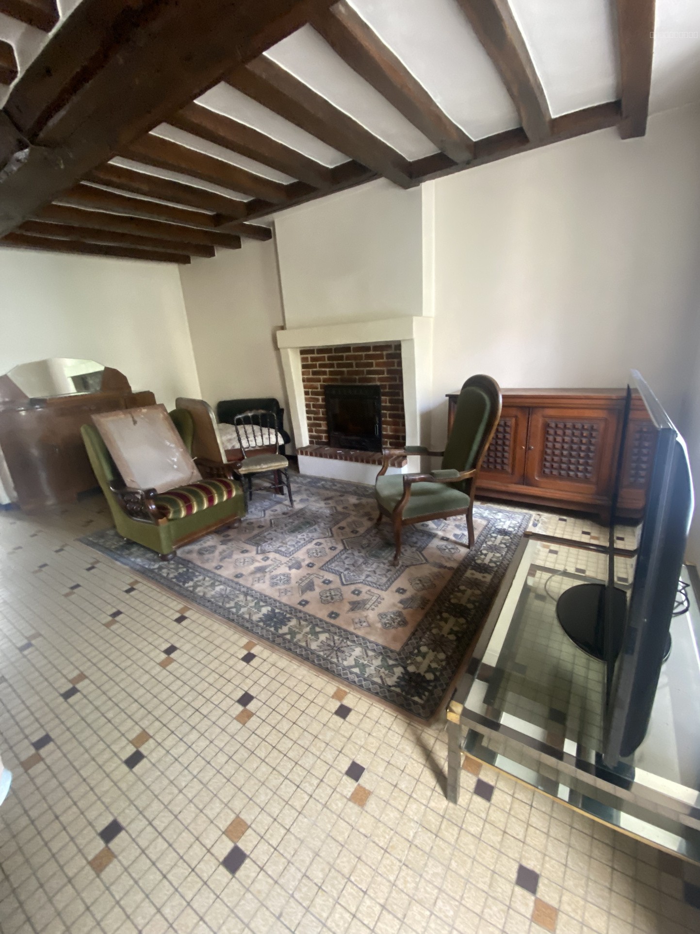 Maison de bourg à rénover — photo 3