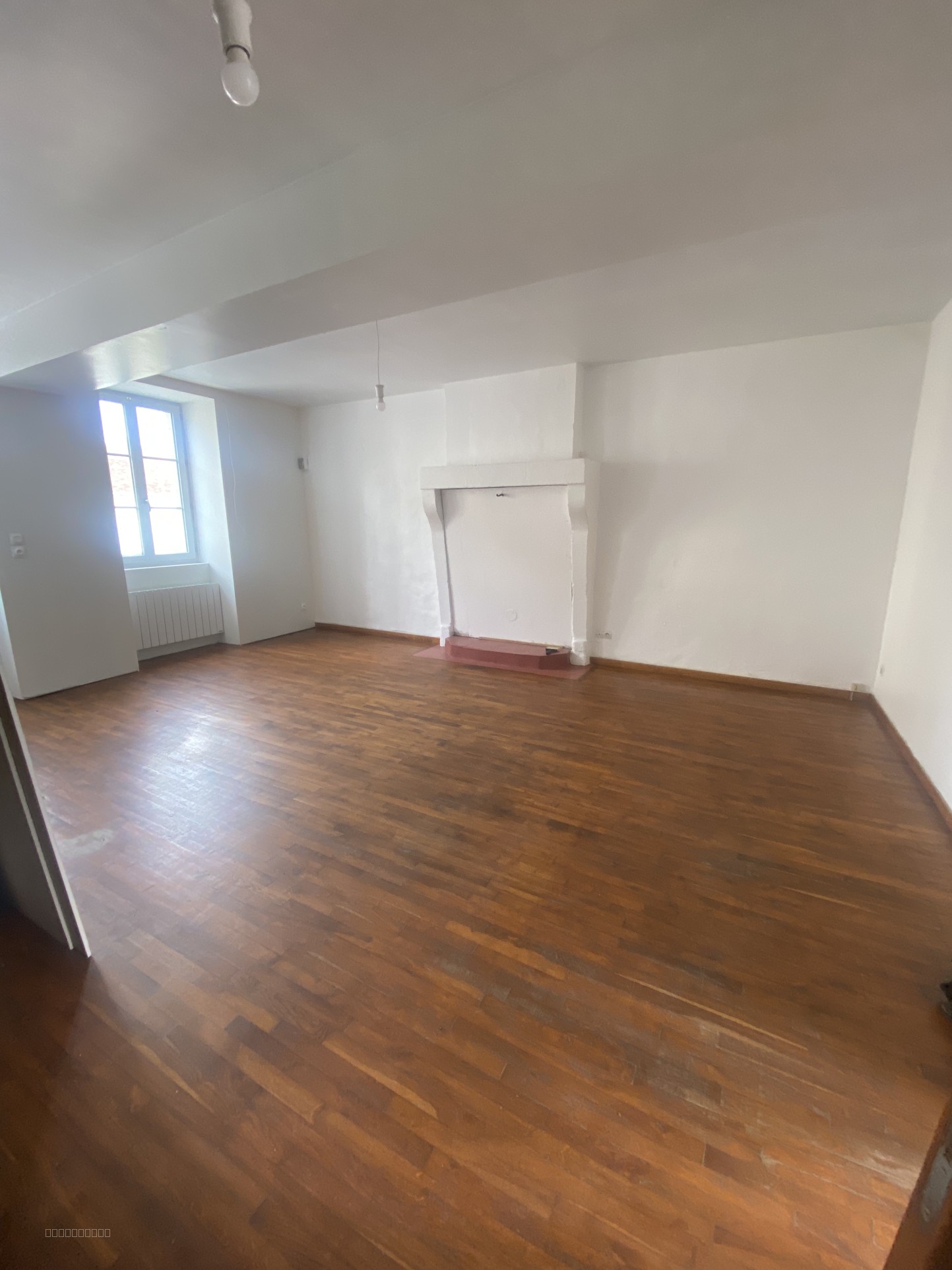 MAISON DE BOURG — photo 2