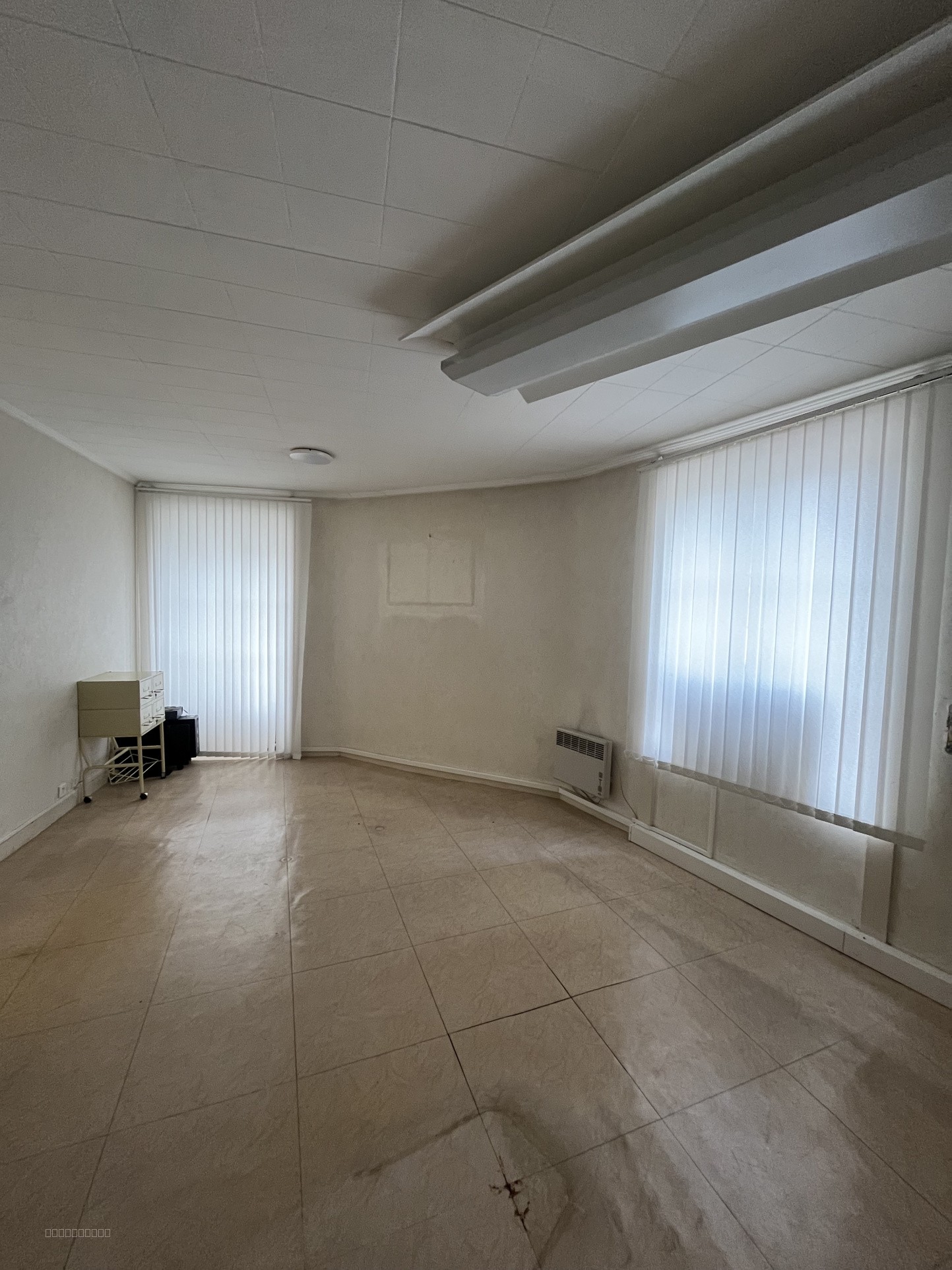Immeuble à usage d'habitation et professionnel — photo 2