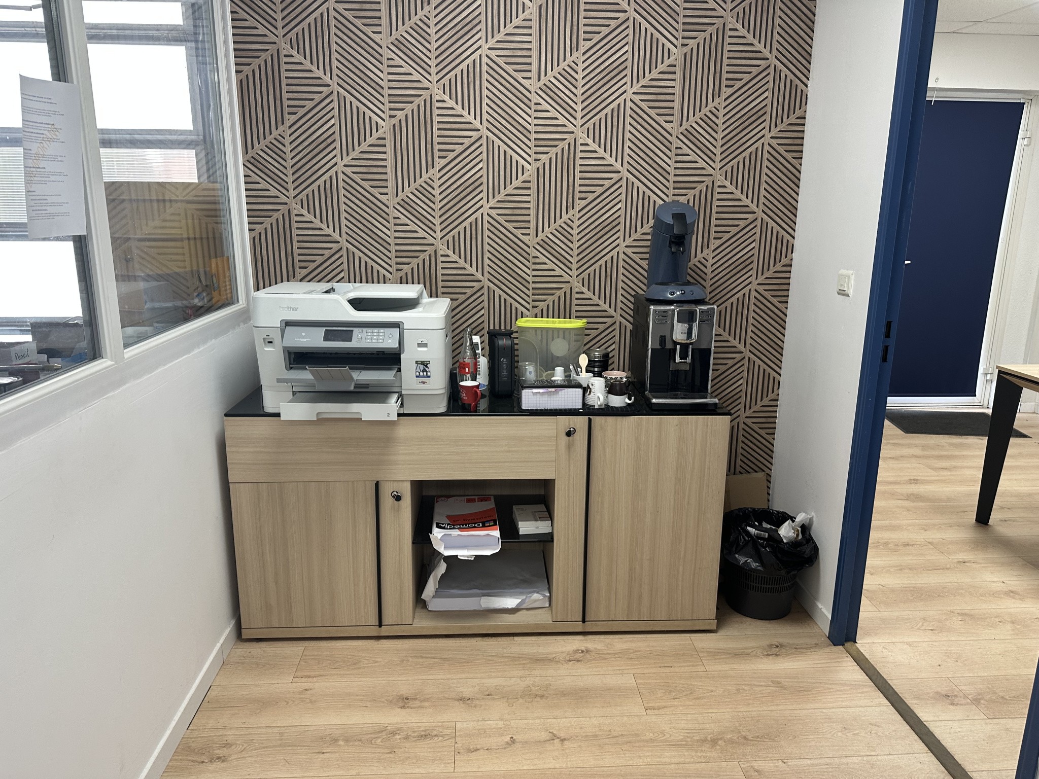 Local commercial 113 m2 - ZI SERRES- CASTET — photo 4