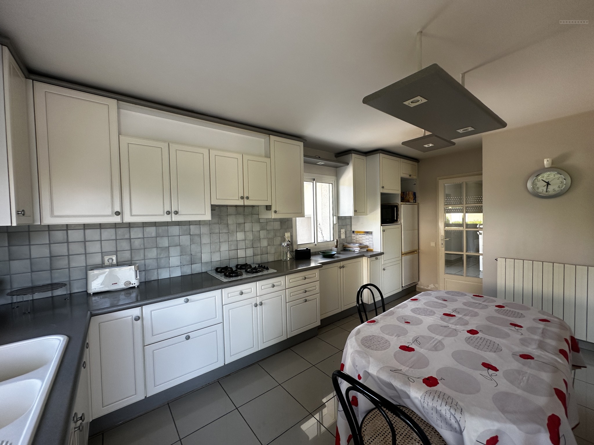 Maison T5 de 163 m2  dans un quartier très recherché — photo 3