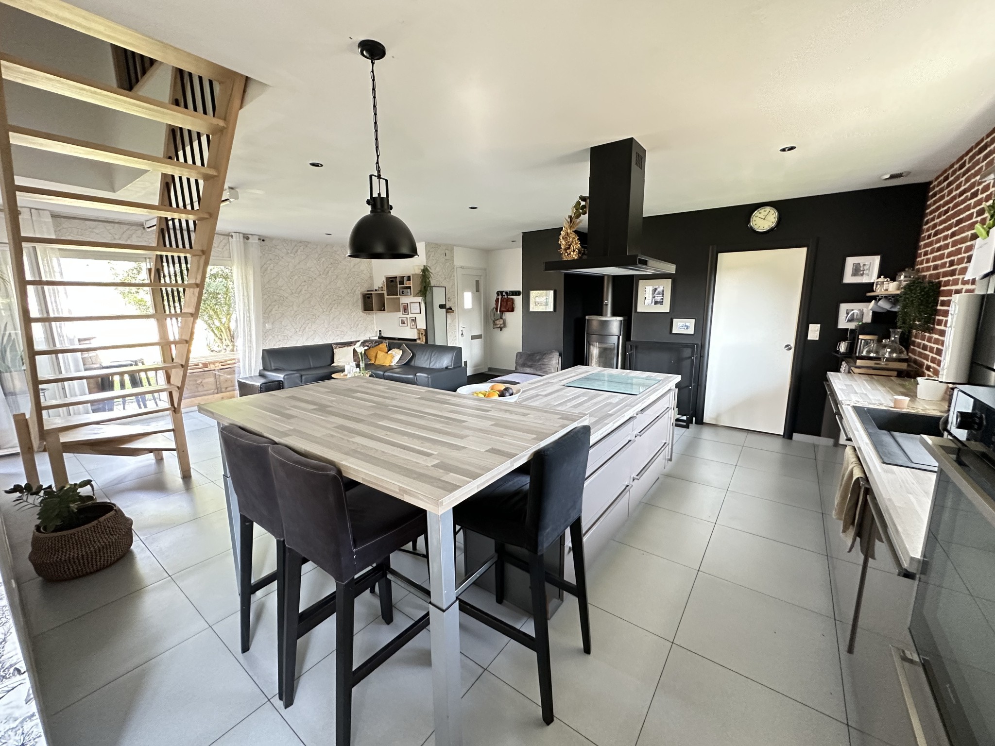 Maison 6 pièces 150 m2 — photo 2