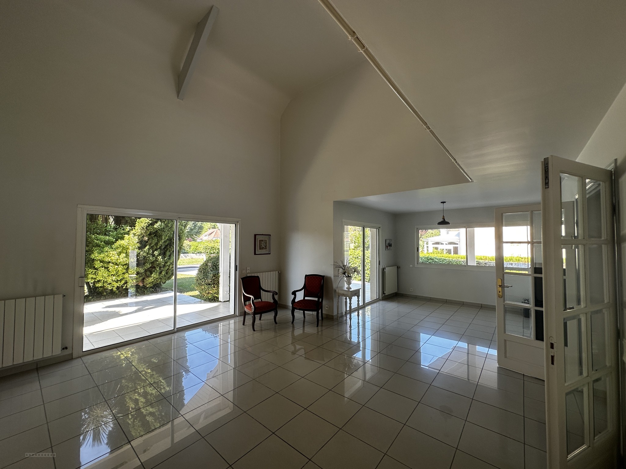 Maison T5 de 163 m2  dans un quartier très recherché — photo 6