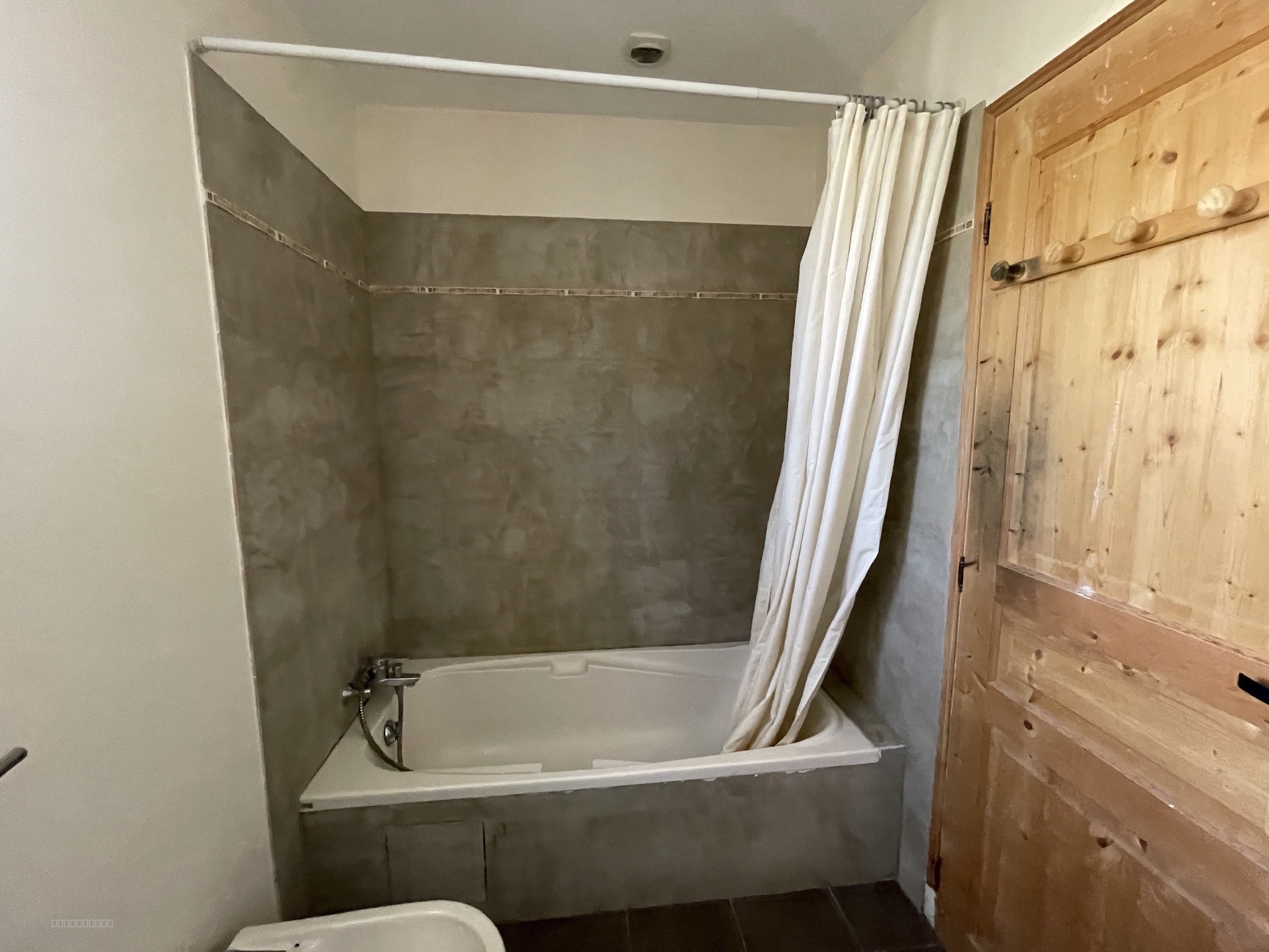 Maison de plain-pied 140 m2 avec studio indépendant   Quartier Trespoey — photo 10