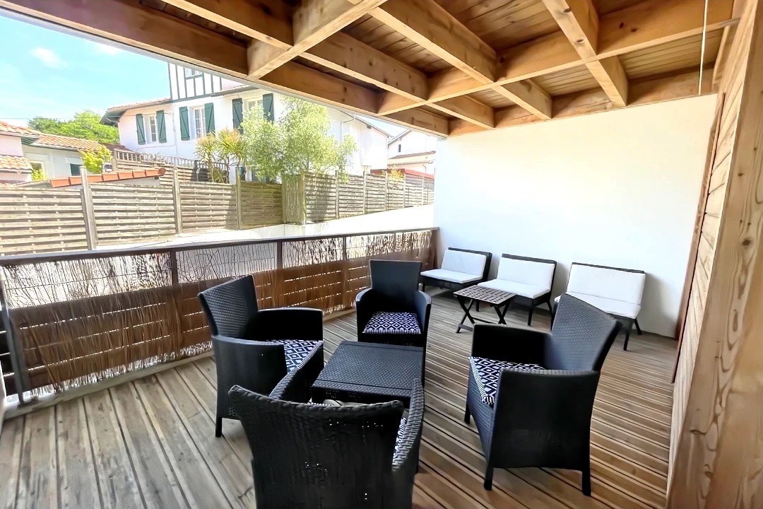 Appartement T3 avec une superbe terrasse — photo 5