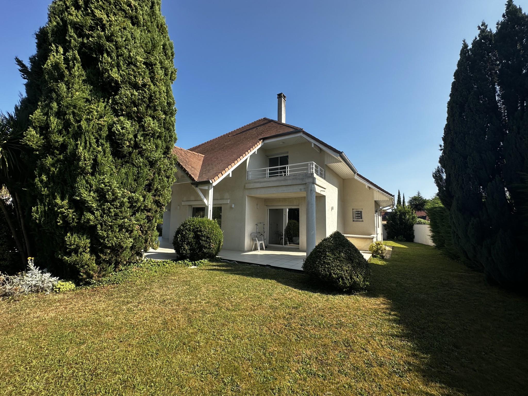 Maison T5 de 163 m2  dans un quartier très recherché — photo 4