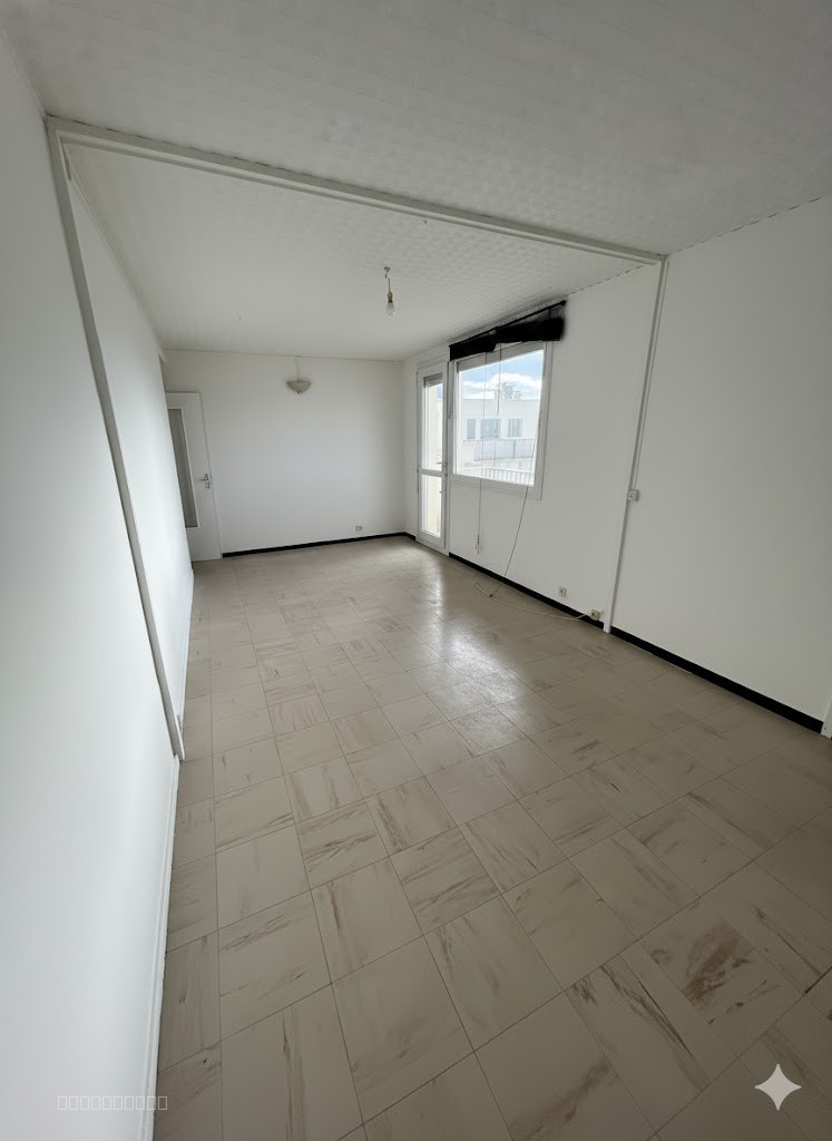 APPARTEMENT 30M2 - 1 PIÈCE AVEC BALCON ET VUE PANORAMIQUE — photo 4