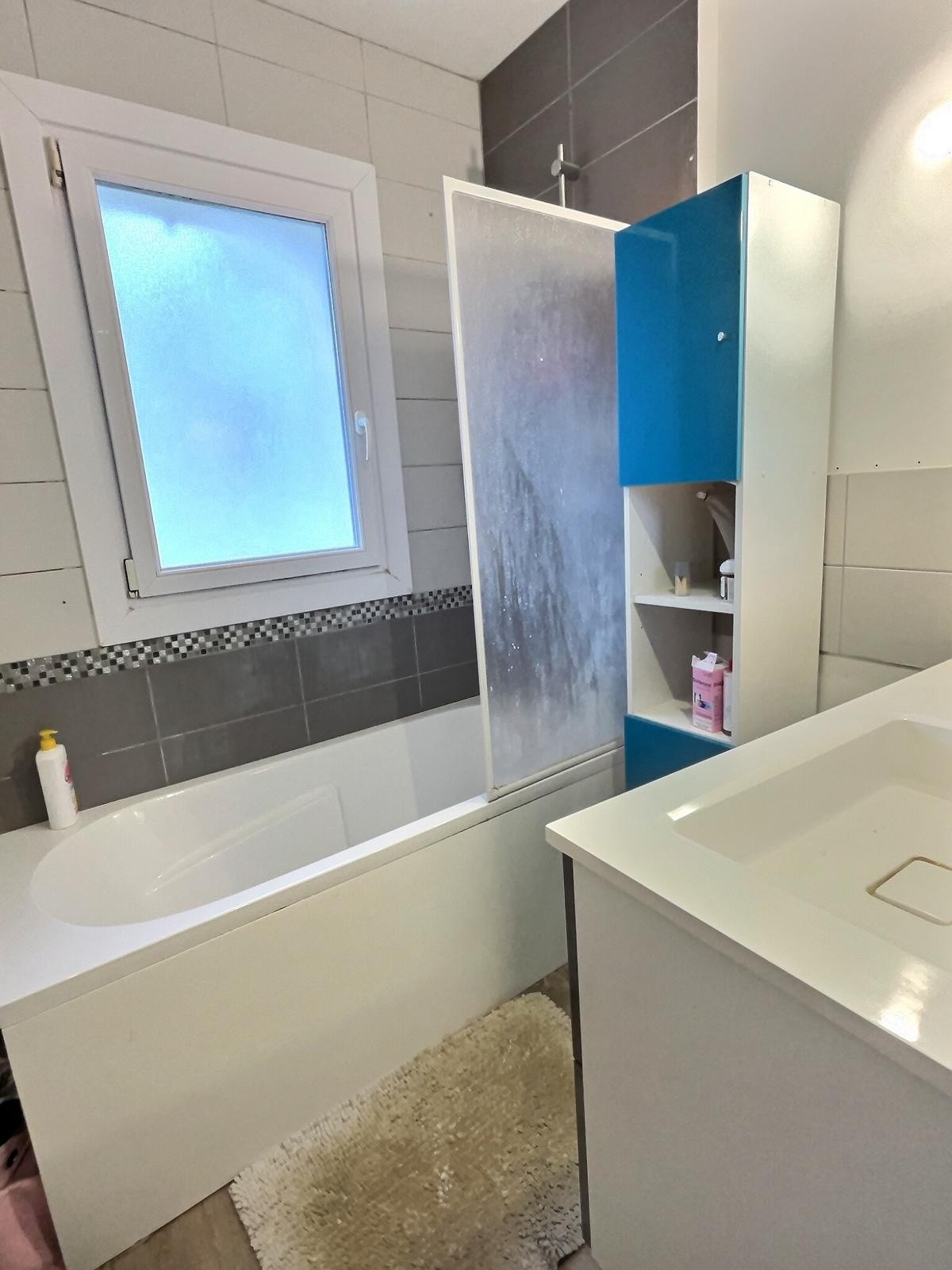 Maison de 99 m2 + Local commercial   Centre-ville de LIMAY — photo 4