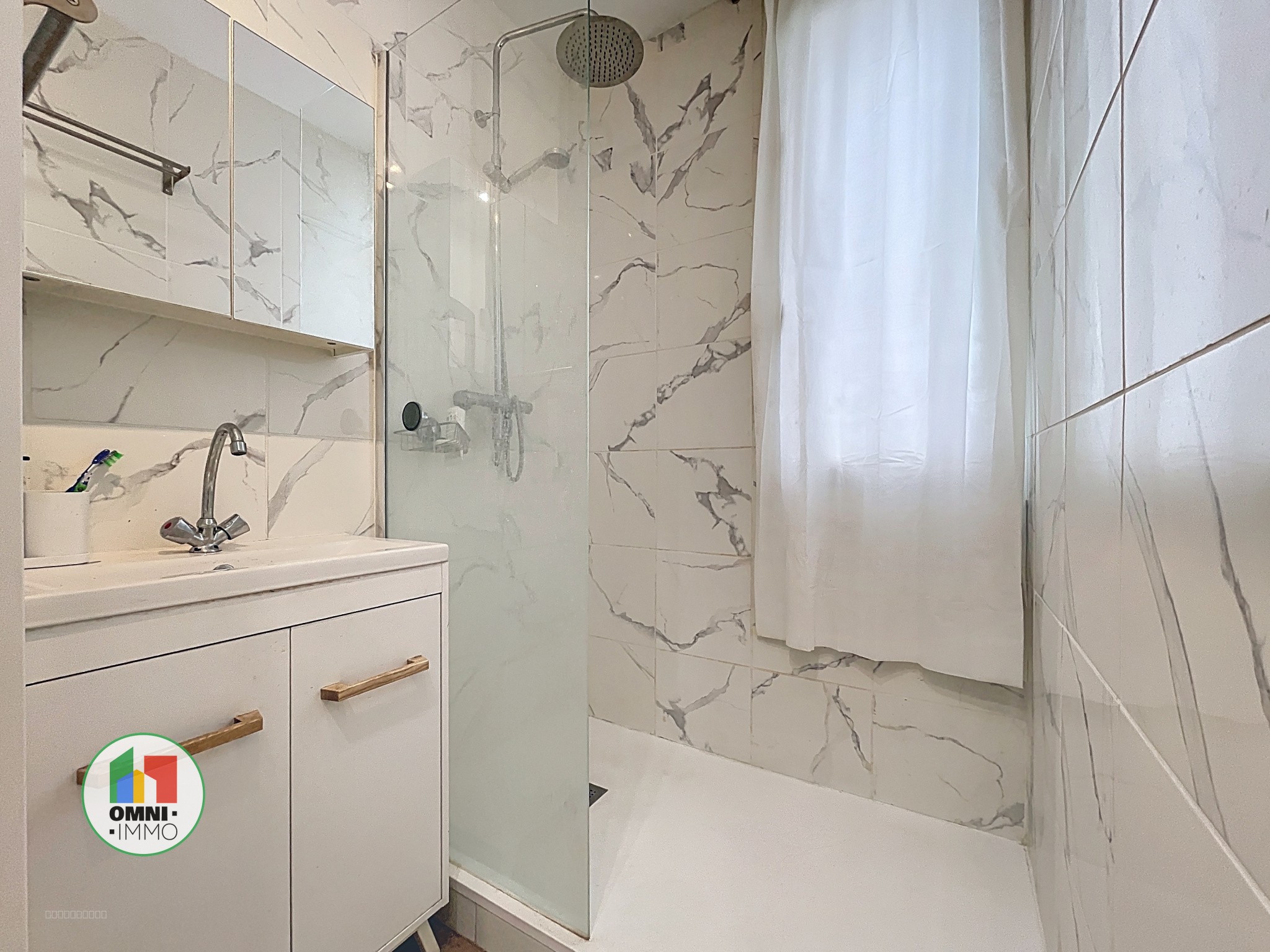 Appartement T3 de 56 m2 avec balcon   proche Hôpital Lyon Sud — photo 10