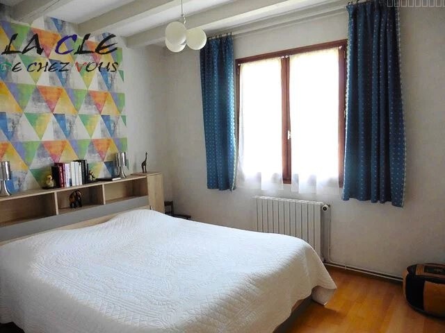 VILLA — photo 5
