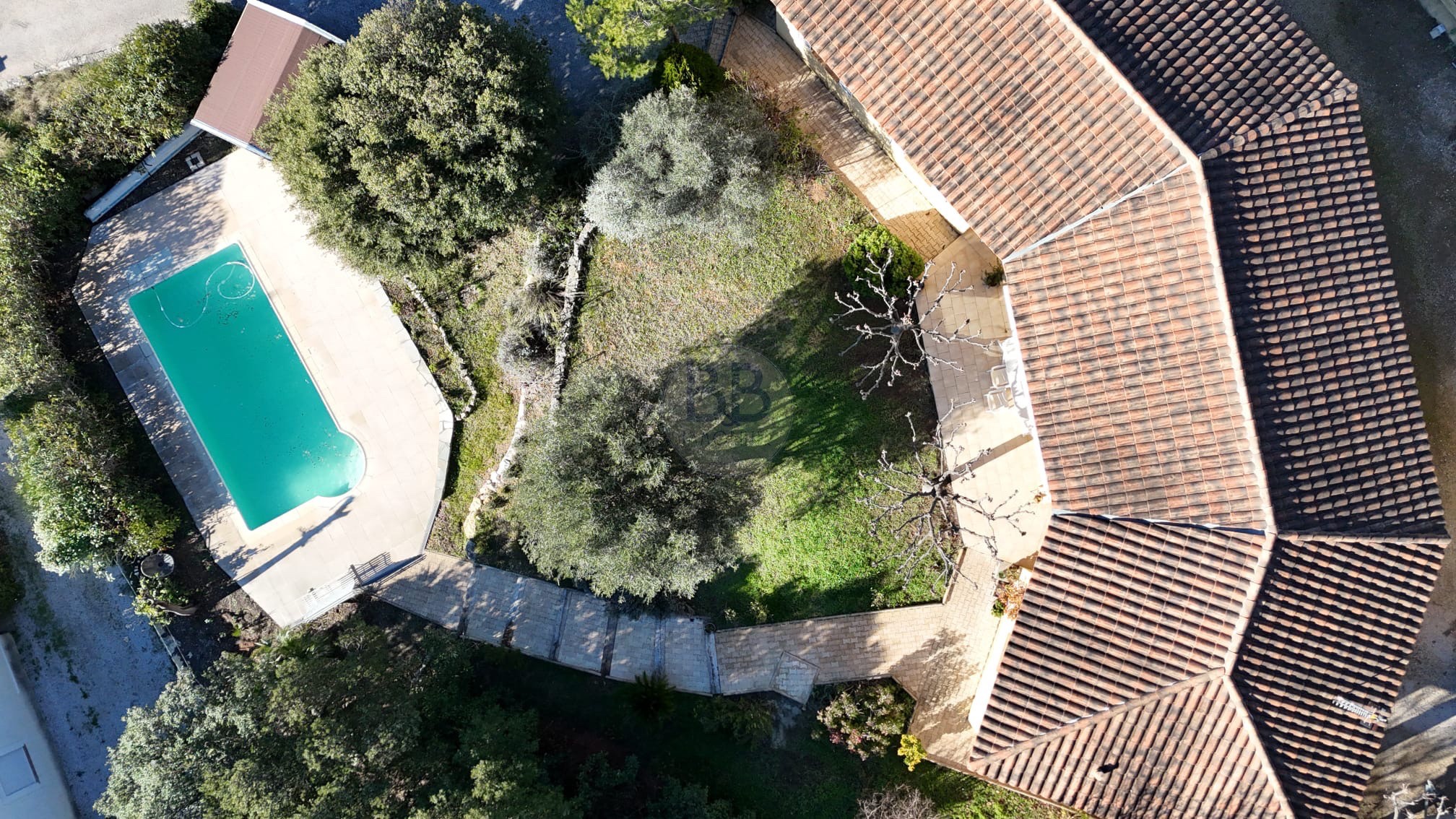 A vendre Villa de plain-pied avec vue dégagée à Draguignan   Quartier résidentiel recherché — photo 4