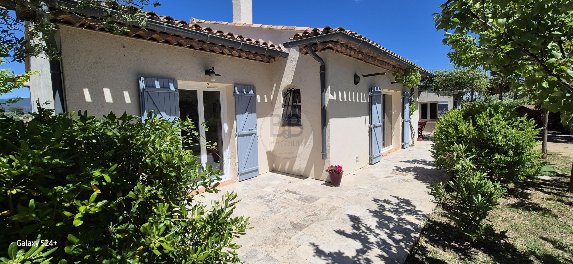 Charme, lumière et authenticité   Maison 4 chambres avec piscine — photo 17