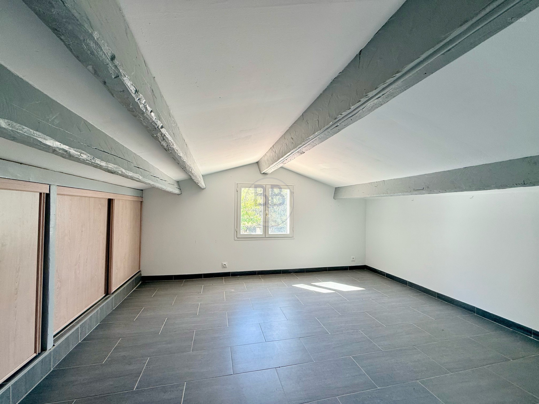 Vente villa 3 pièces rénovée à Fréjus avec piscine — photo 11