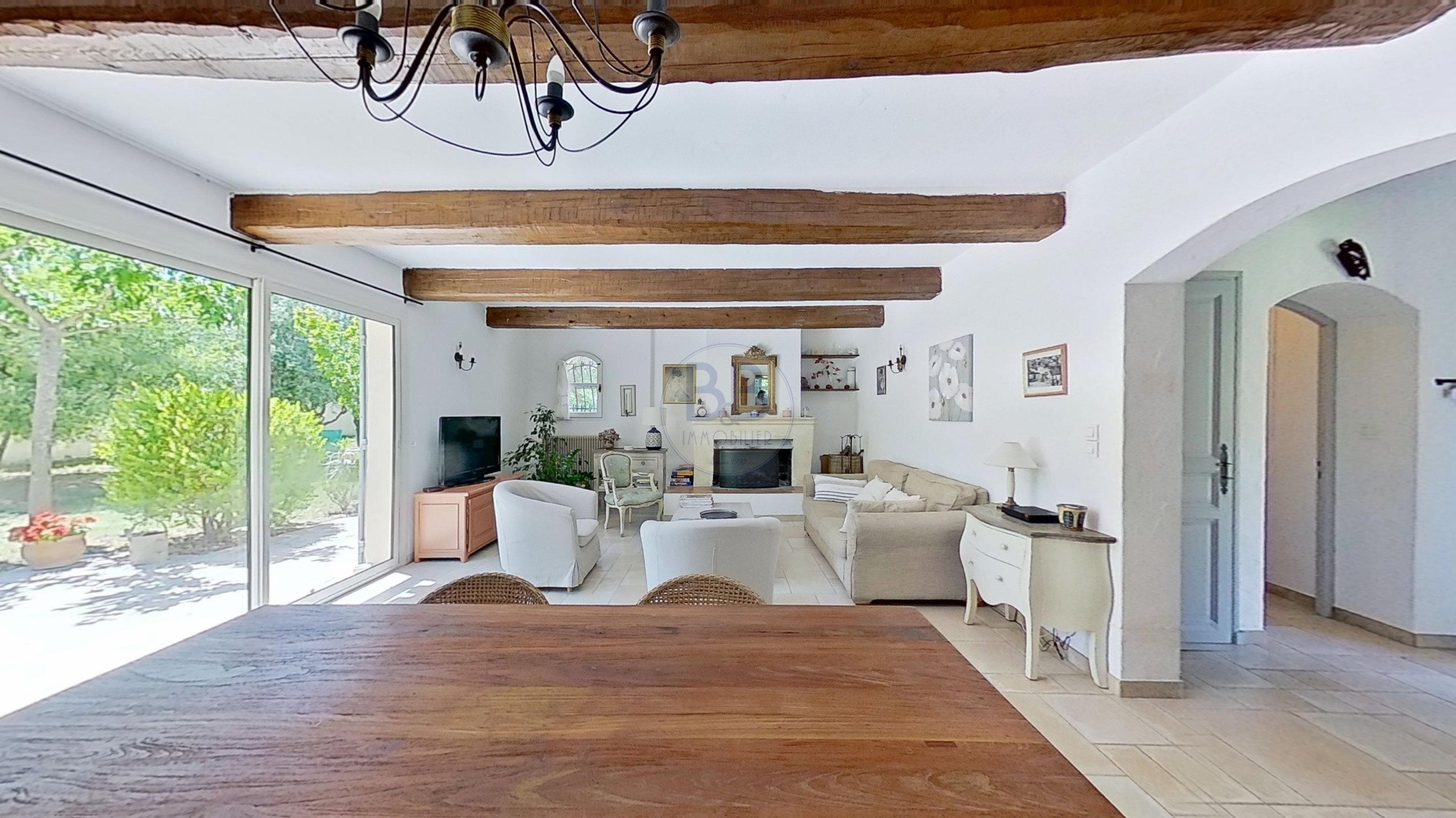 Charme, lumière et authenticité   Maison 4 chambres avec piscine — photo 20
