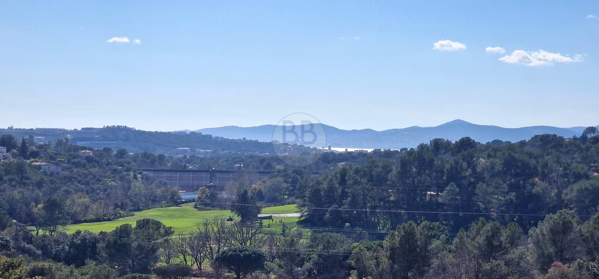 BELLE VILLA  AVEC VUE DEGAGEE — photo 10