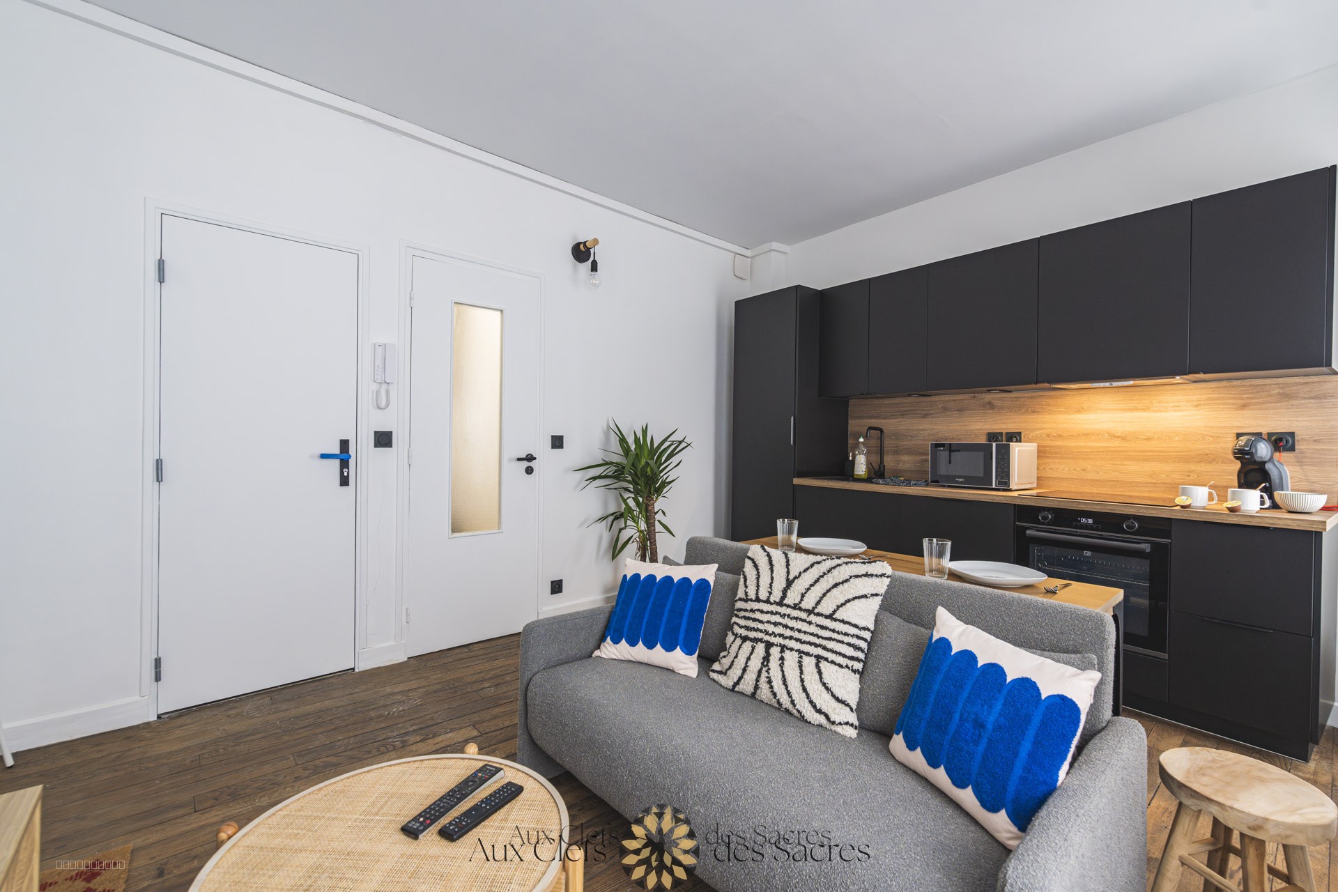 Reims Hypercentre - Appartement T2 meublé — photo 2