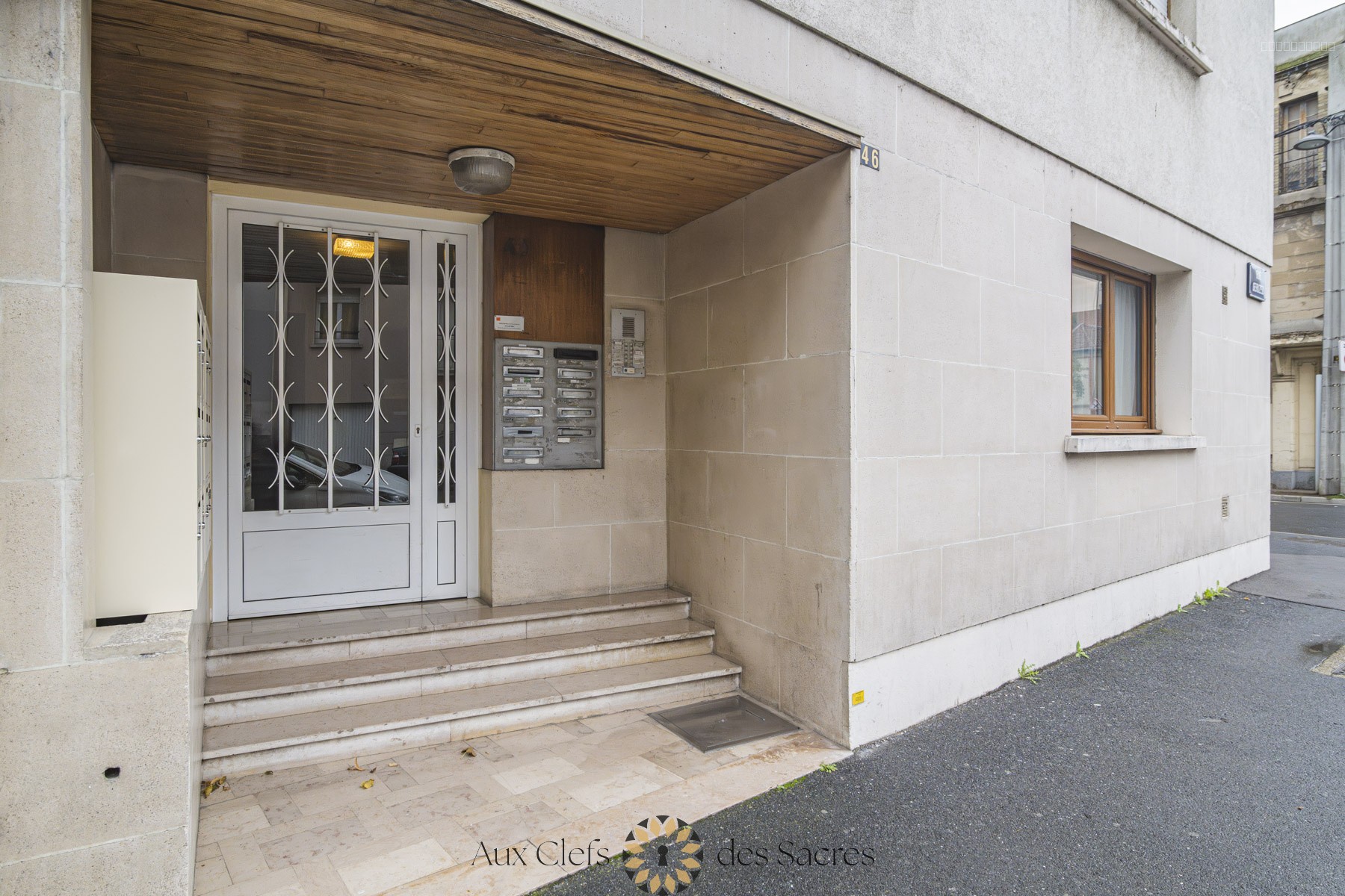 Location Studio meublé Reims Clairmarais — photo 19