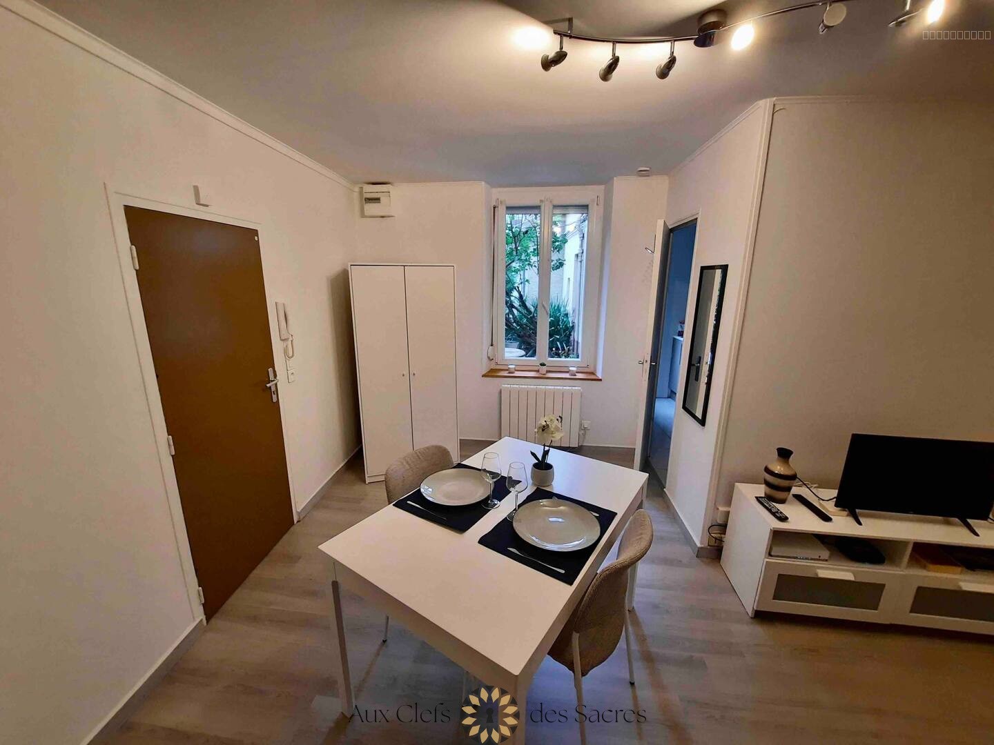 Location appartement meublé Reims — photo 7