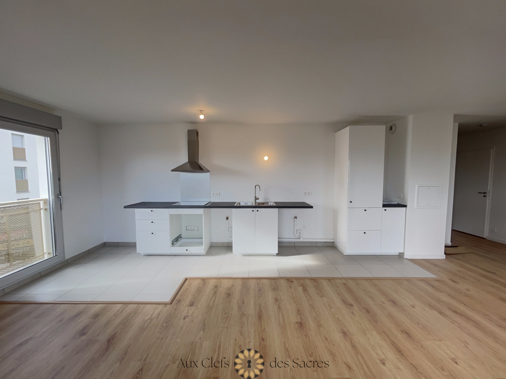 REIMS CENTRE - PONT DE VESLE / COMEDIE - APPARTEMENT T4 AVEC BALCON ET STATIONNEMENT — photo 10
