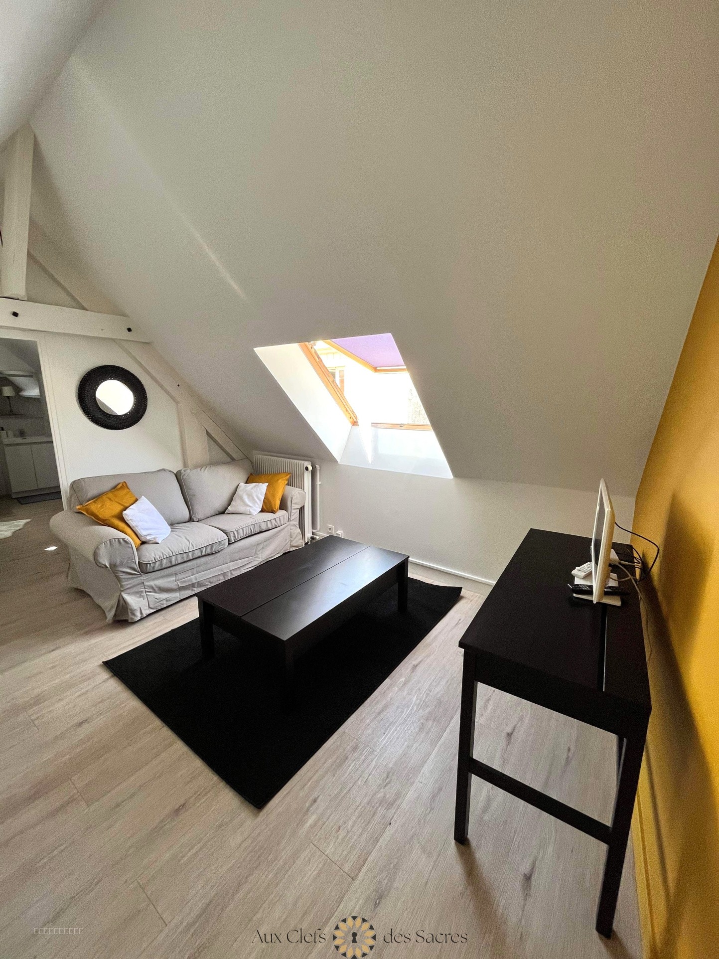 Location appartement meublé type 3 Reims Hypercentre Hôtel de Ville — photo 4