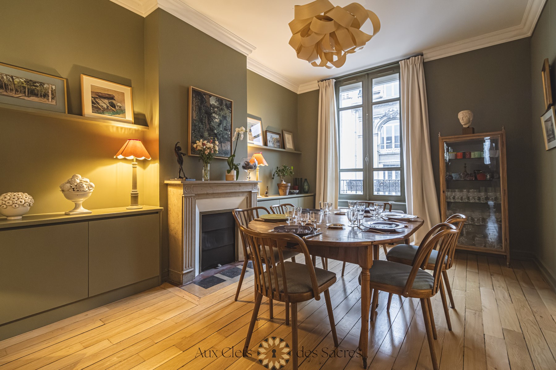Appartement lumineux au charme de l’ancien   Hypercentre de Reims — photo 2