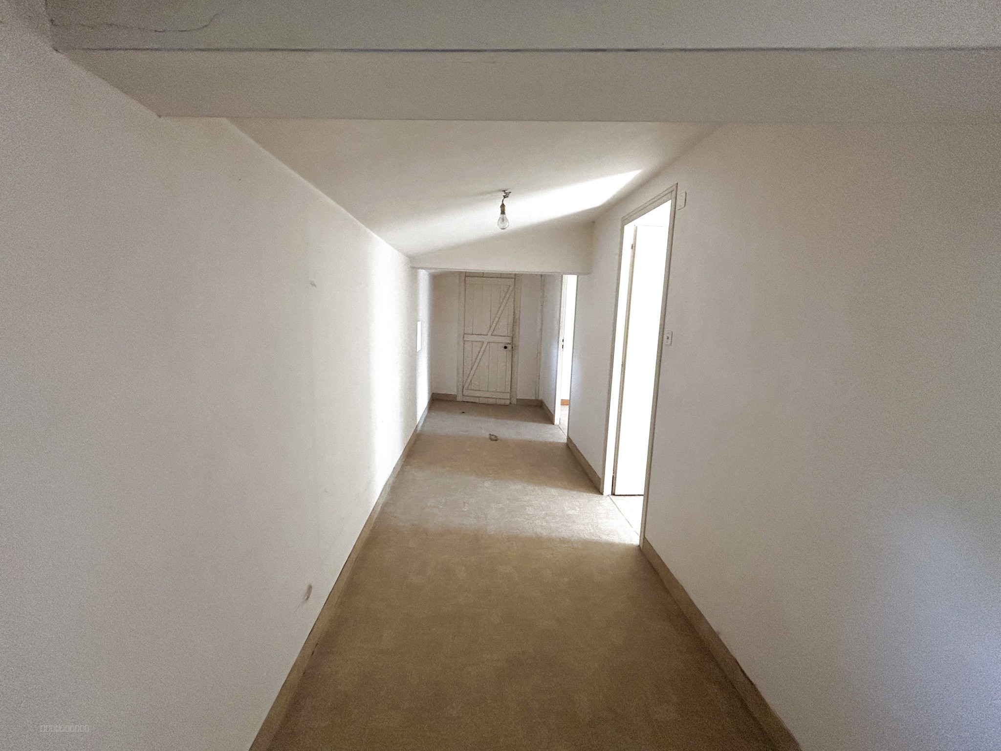Maison familiale 3-4 chambres à rénover — photo 8