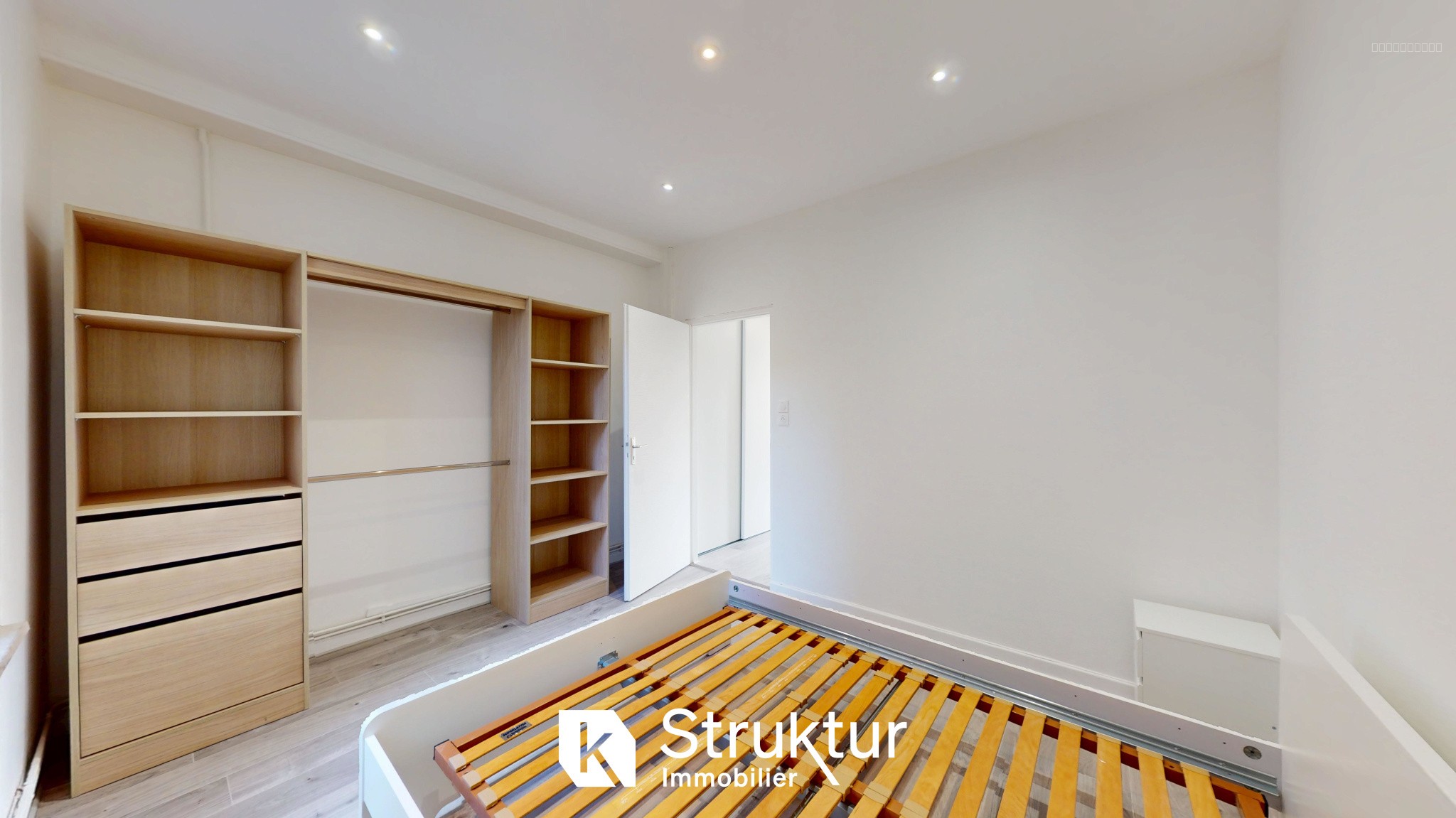 APPARTEMENT F2 RENOVE MEUBLE EN REZ DE CHAUSSEE — photo 5