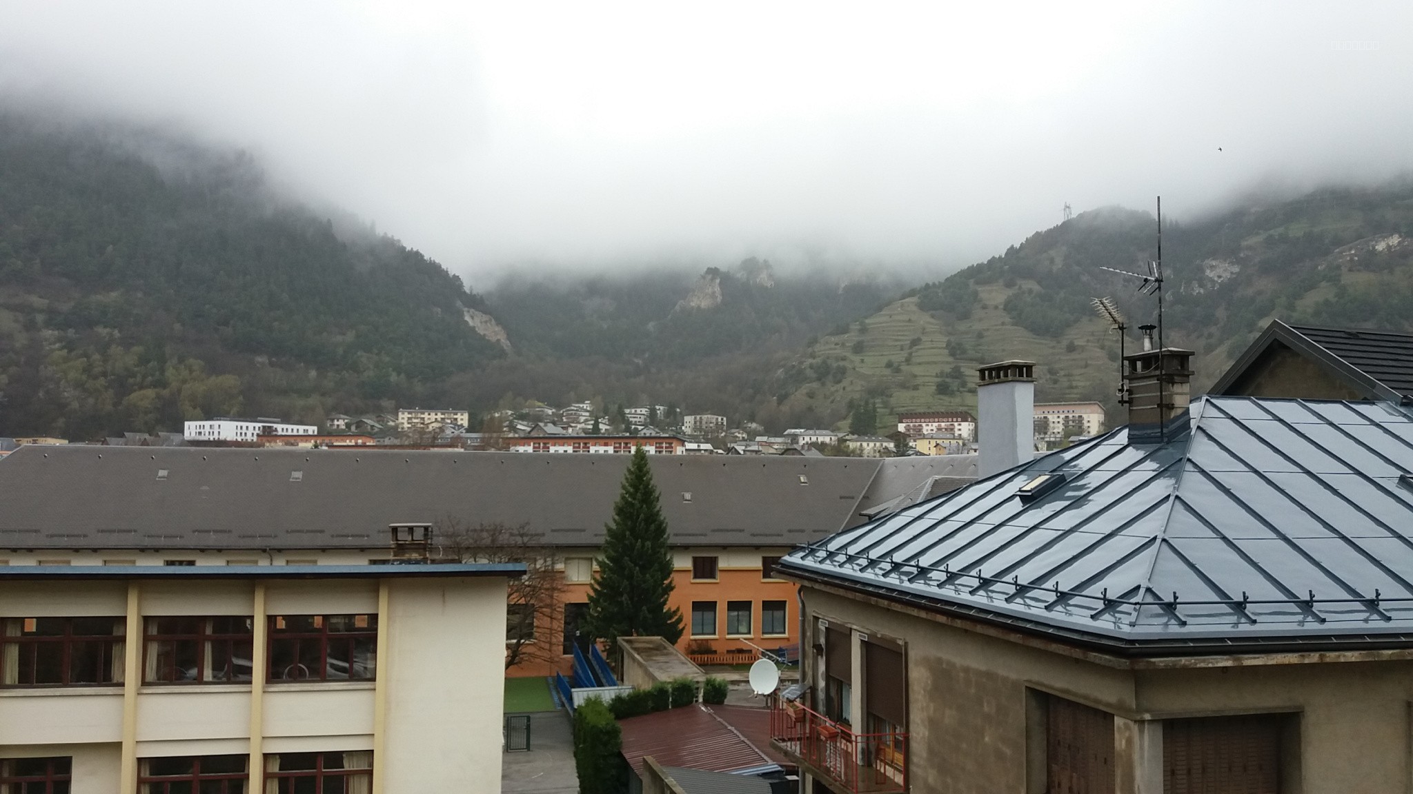 Bien rare T5 bis MODANE VILLE — photo 13