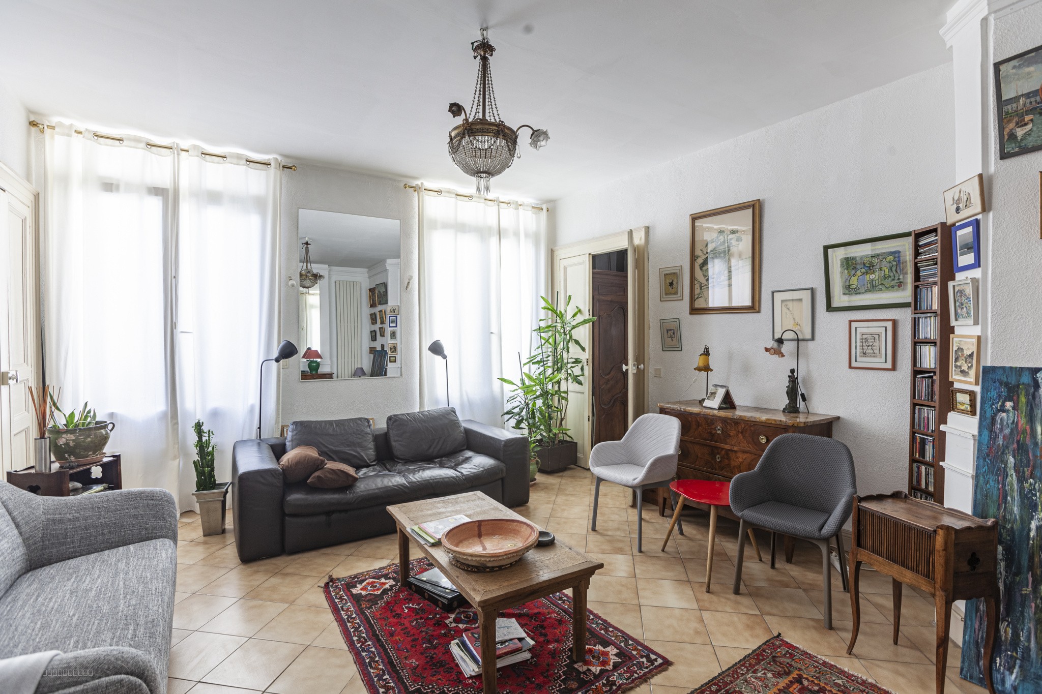 Appartement 5 Pièces de 127 m2, rénové par un architecte — photo 2