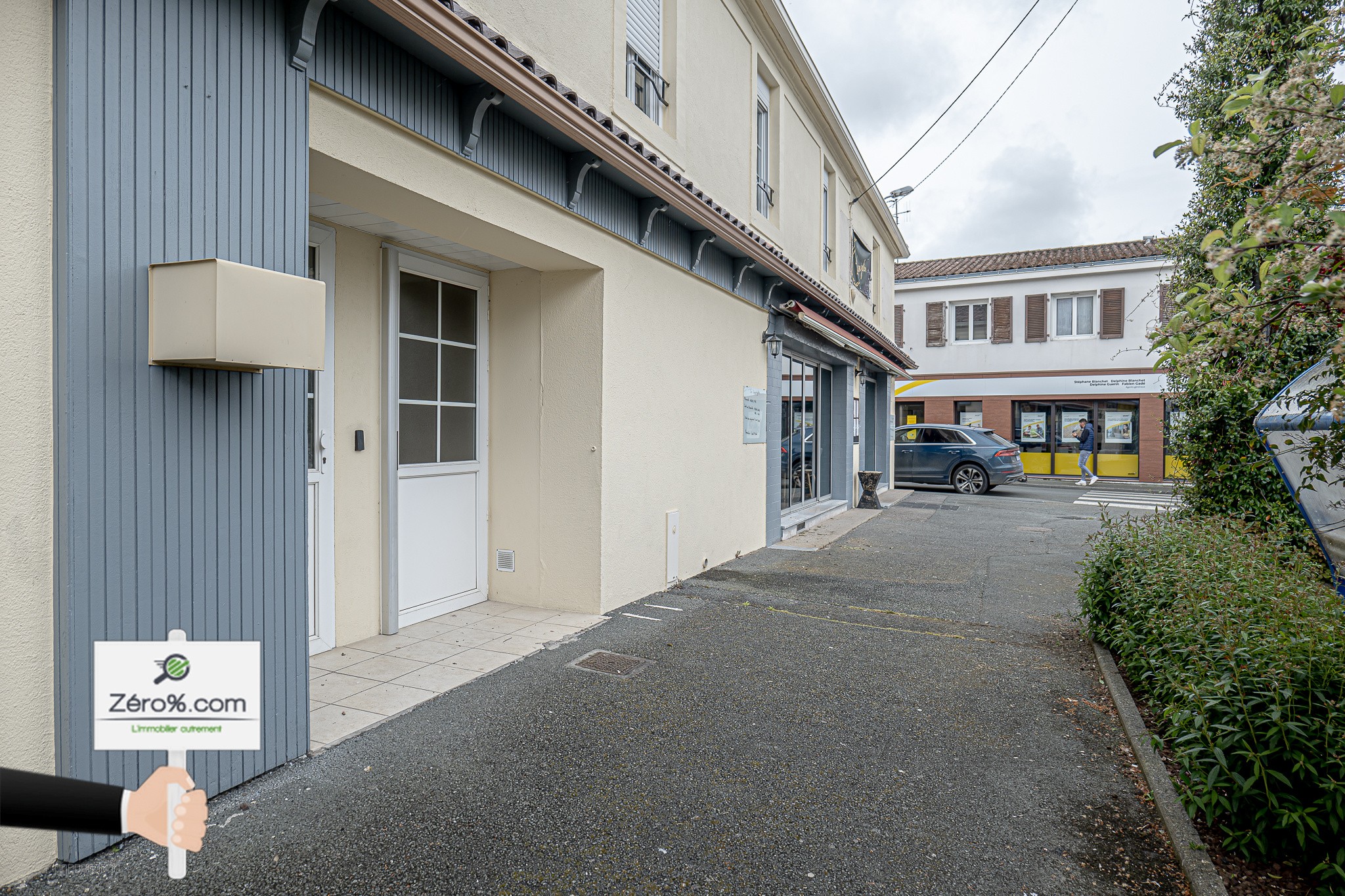 Ensemble immobilier : logements + local pro — photo 12