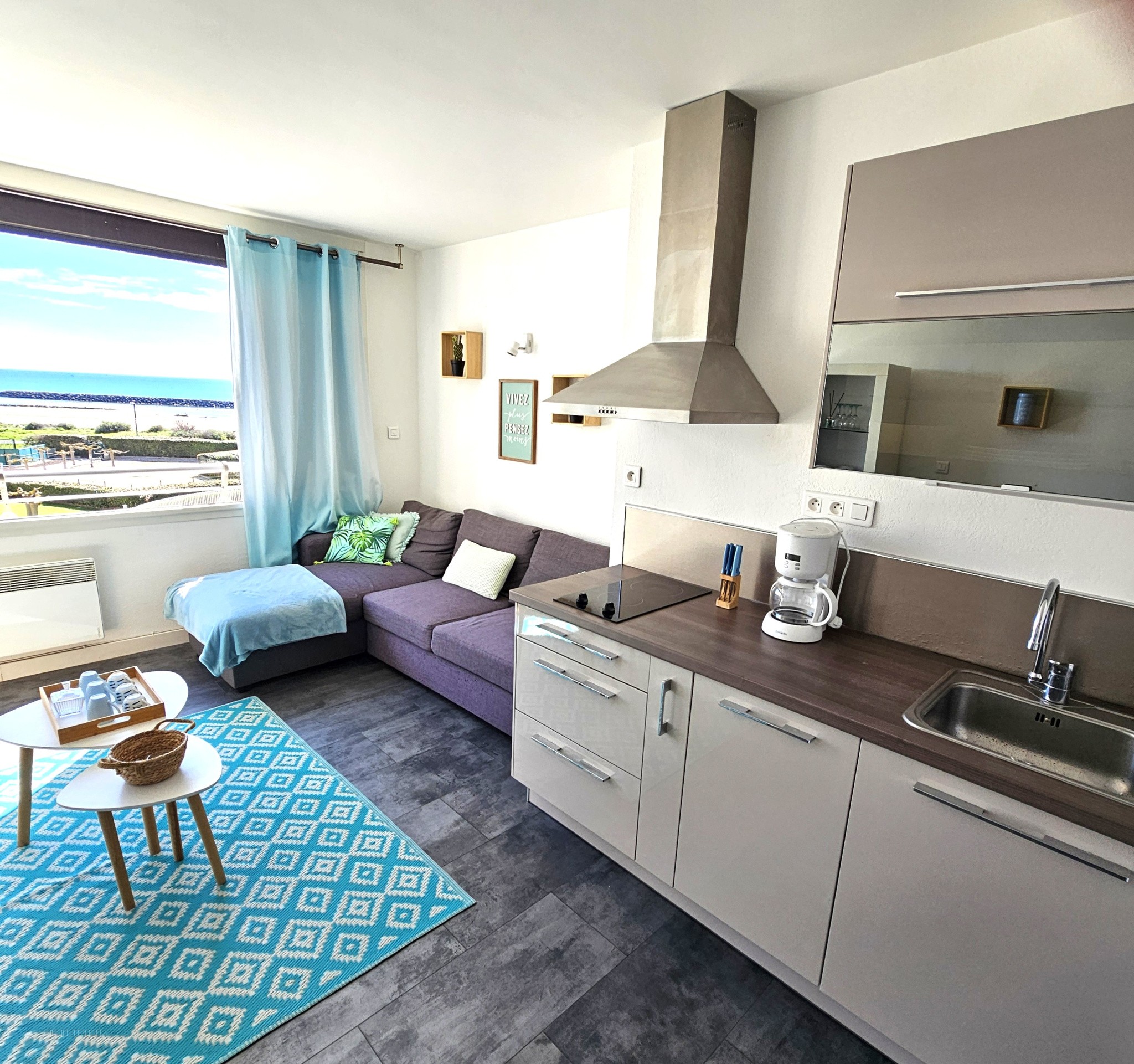 SUPERBE APPARTEMENT T3, 1 ERE LIGNE MER, CAP D'AGDE (34) — photo 2