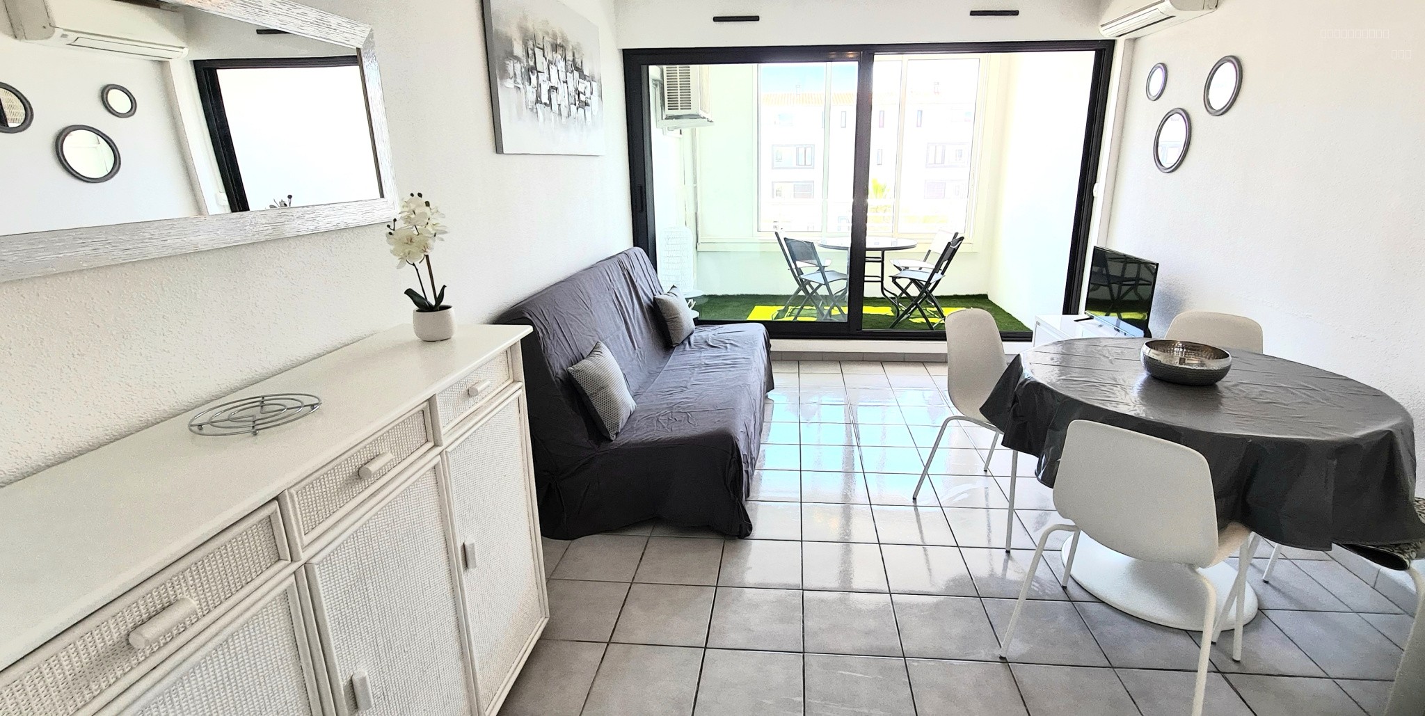 APPARTEMENT T1, 1 ERE LIGNE MER, CAP D'AGDE (34) — photo 3