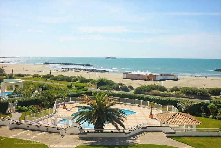 APPARTEMENT T1, 1 ERE LIGNE MER, CAP D'AGDE (34) — photo 2