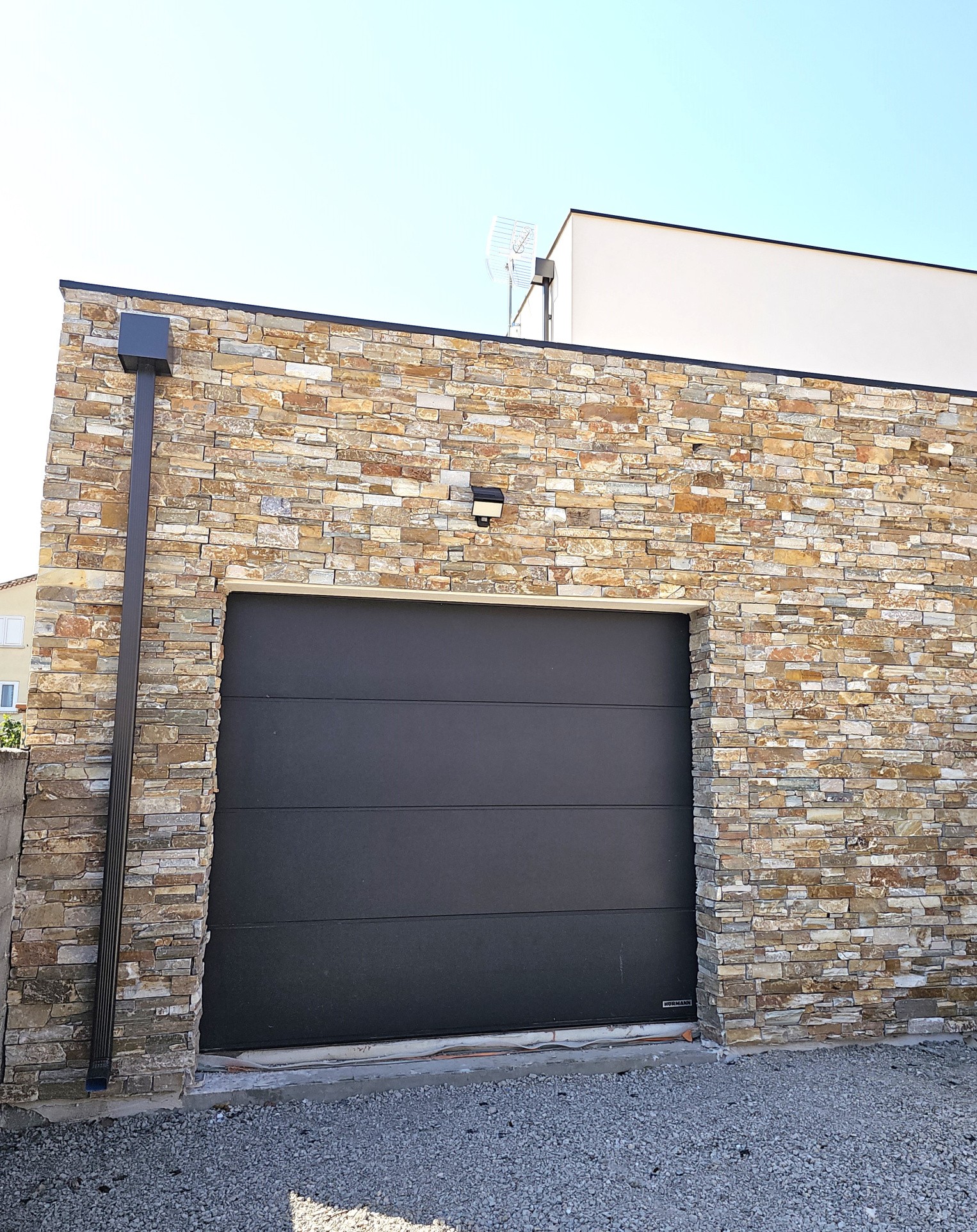 VILLA CONTEMPORAINE T4 NEUVE, VIAS (34) — photo 4
