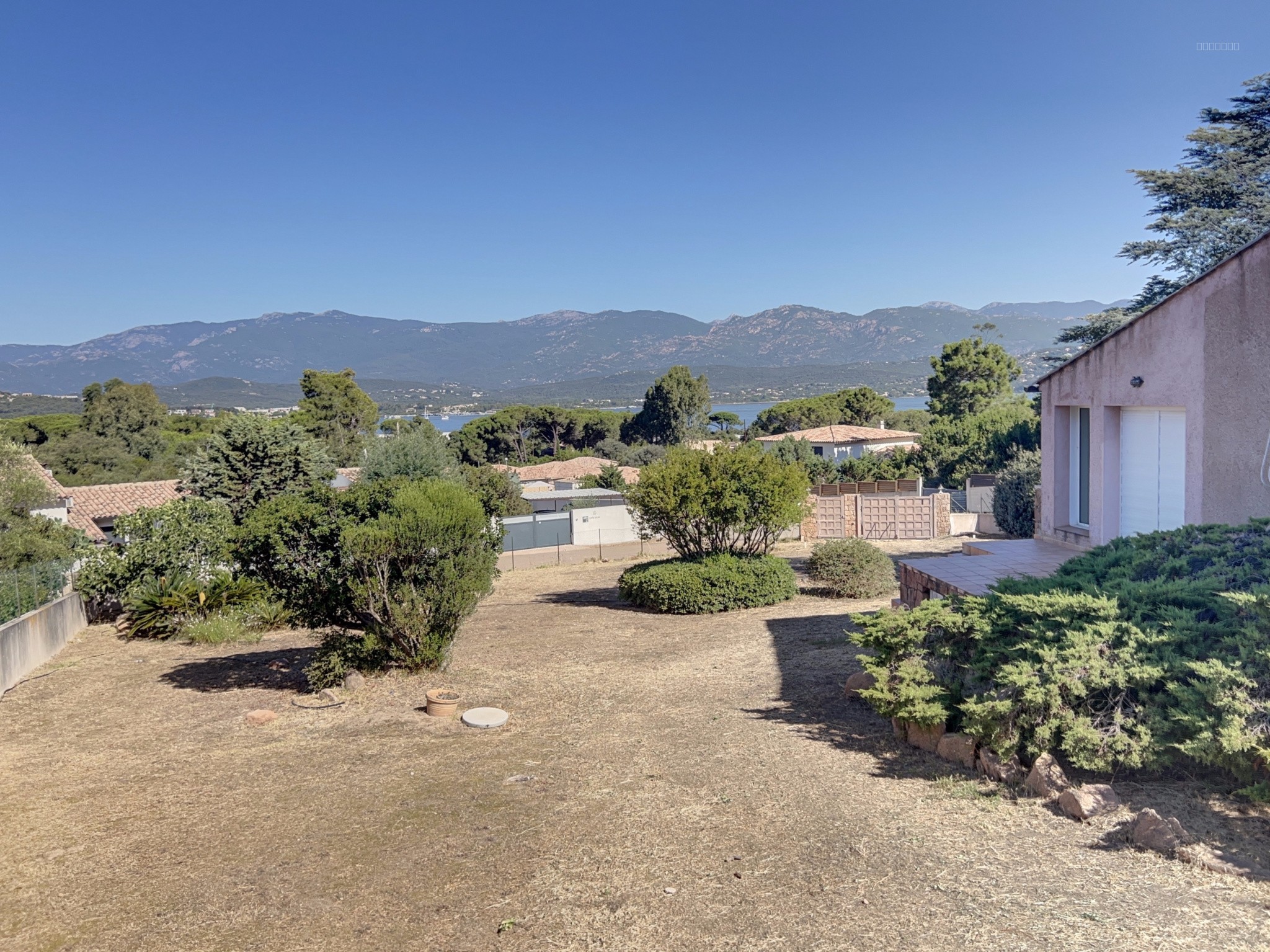 Casetta Bianca Villa vue mer 9 pièces avec piscine sur un terrain de 2783 m2 — photo 11