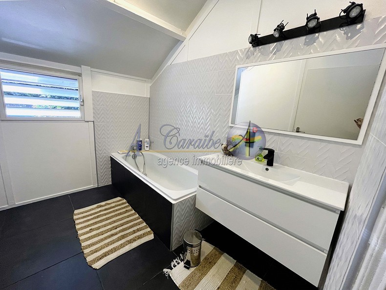 Maison individuelle de type 4 pièces avec piscine sans-vis-à-vis   Lotissement Calme — photo 6