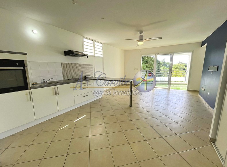Appartement récent - Résidence calme - Belle vue dégagée - Proche des commodités — photo 2