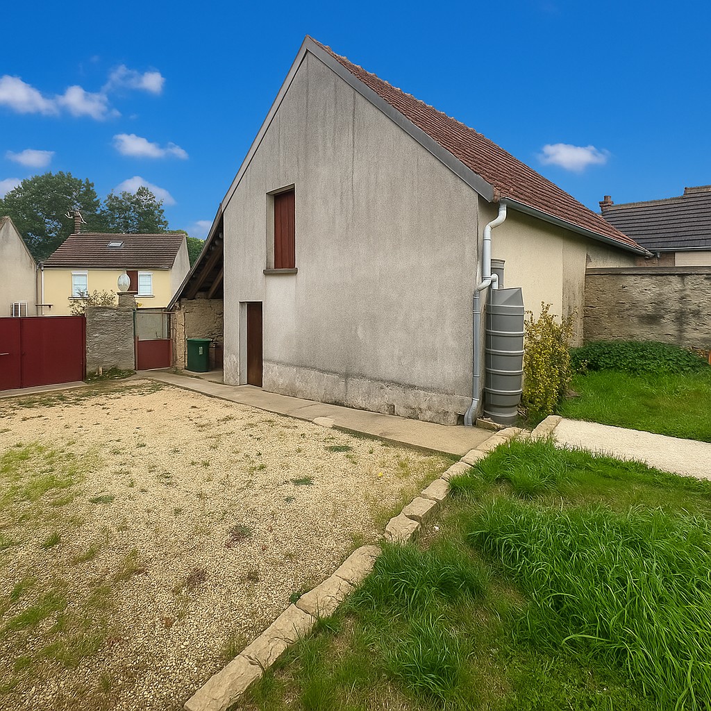 ENSEMBLE IMMOBILIER A BAULNE — photo 2