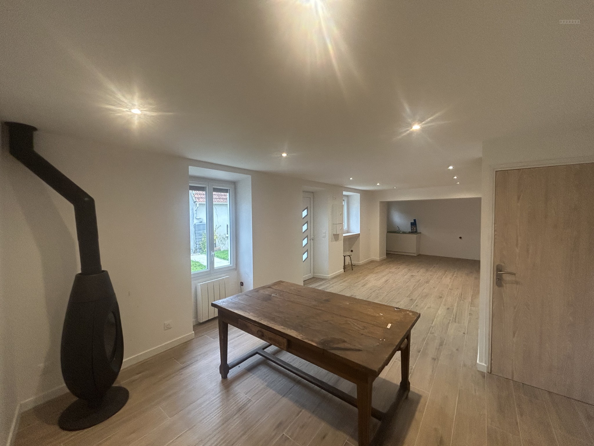 ENSEMBLE IMMOBILIER A BAULNE — photo 3