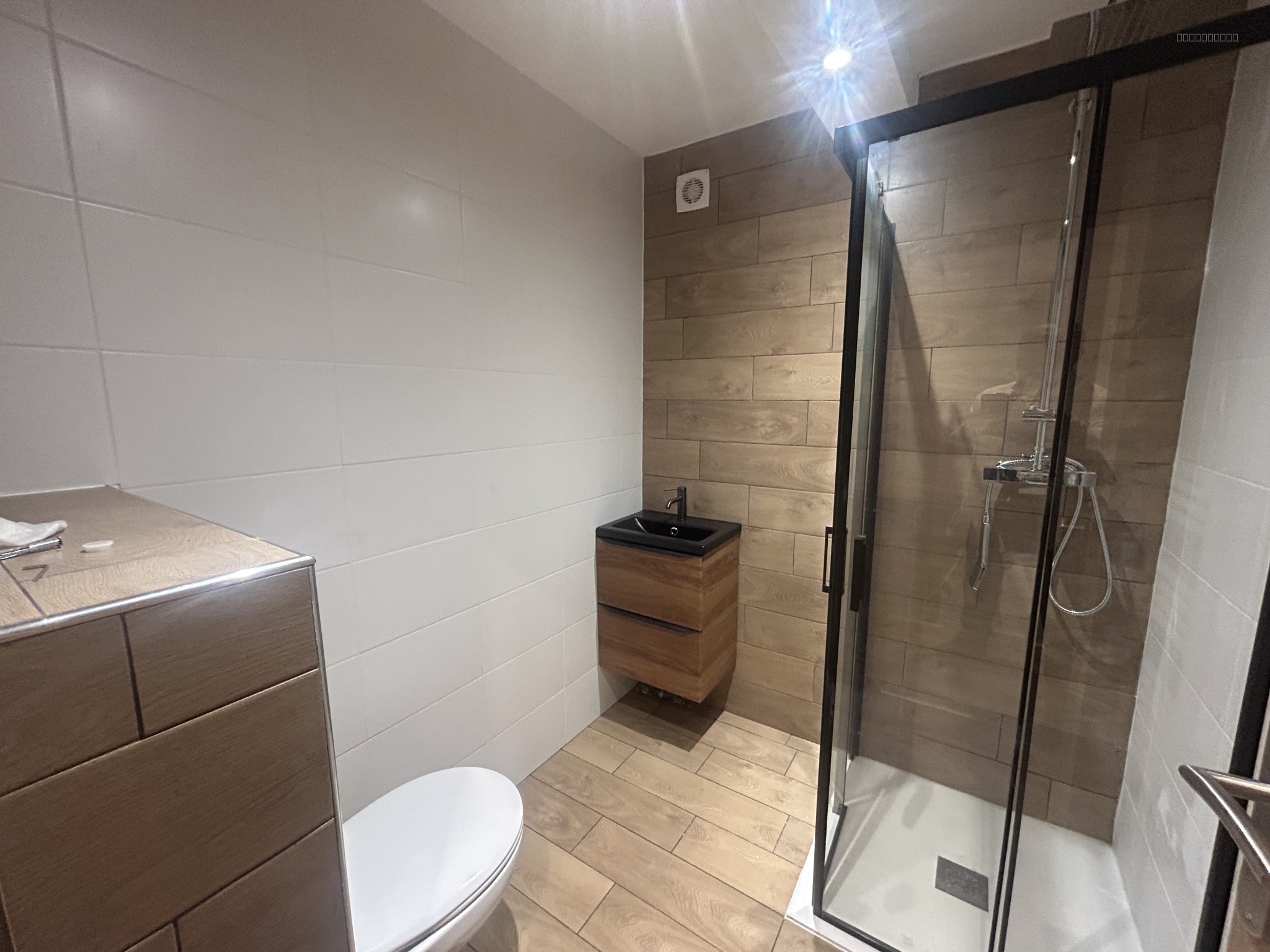 ENSEMBLE IMMOBILIER A BAULNE — photo 11