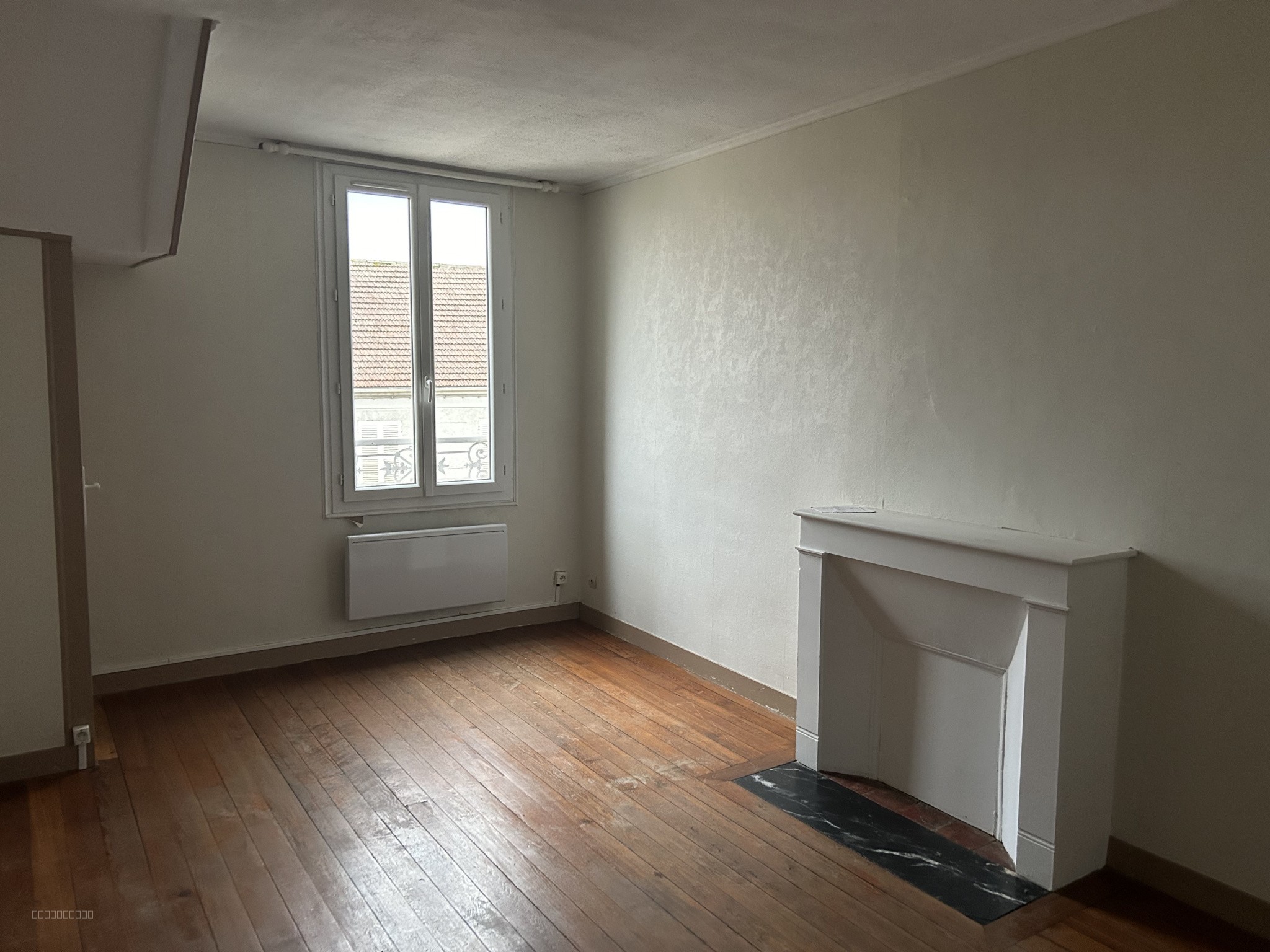 MAISON DE VILLE à ANGERVILLE — photo 4