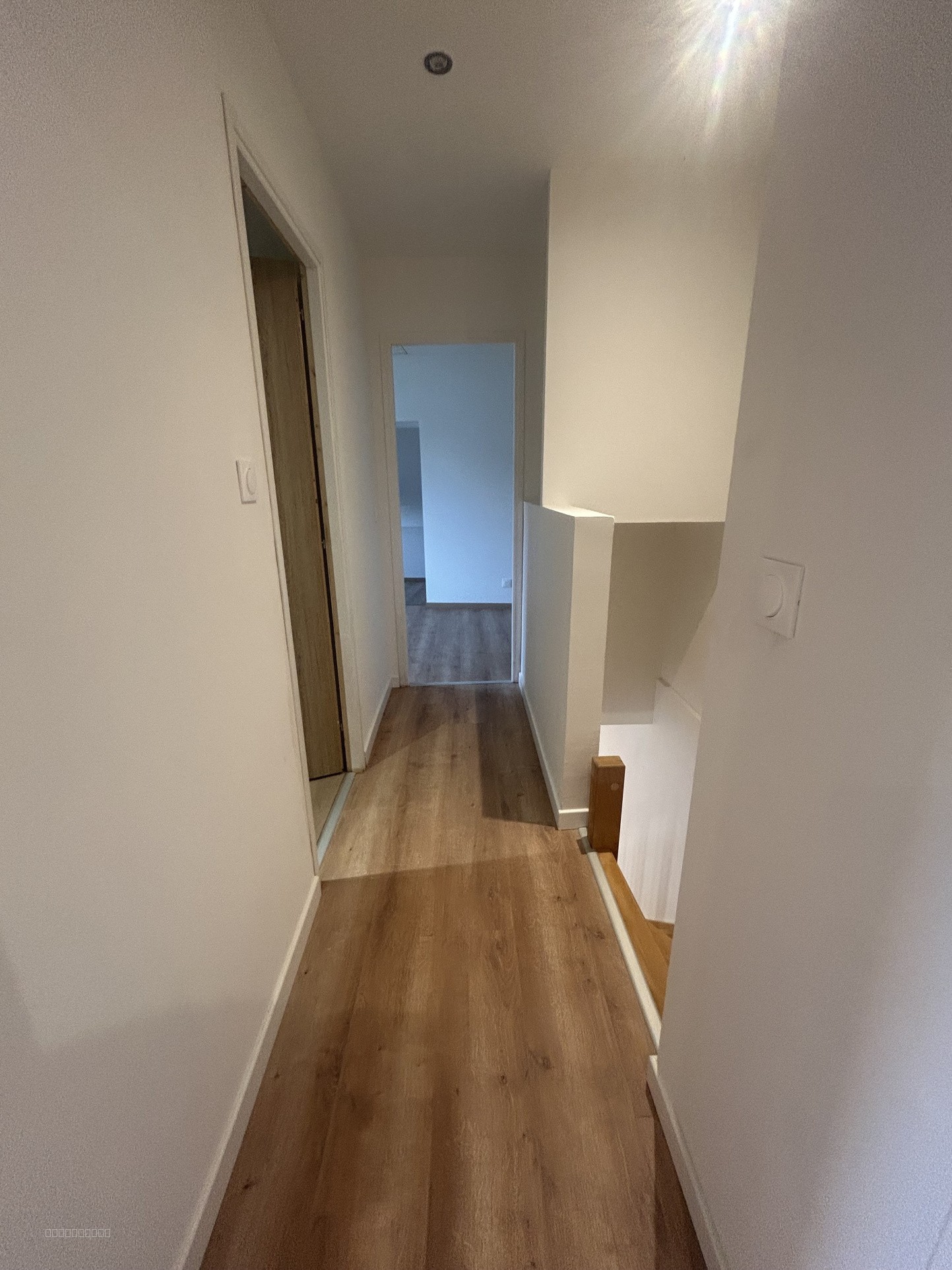 ENSEMBLE IMMOBILIER A BAULNE — photo 8