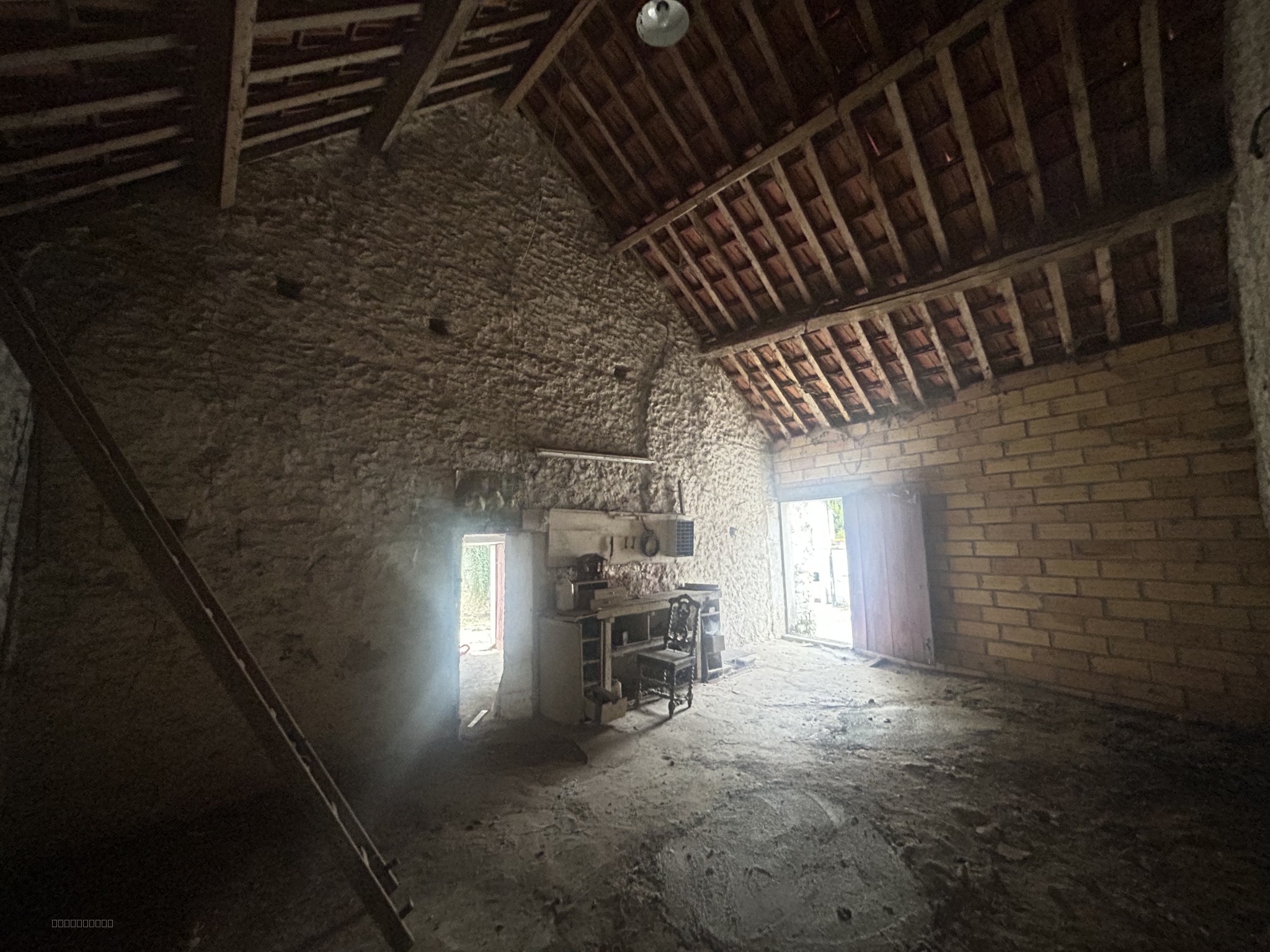 ENSEMBLE IMMOBILIER A BAULNE — photo 14