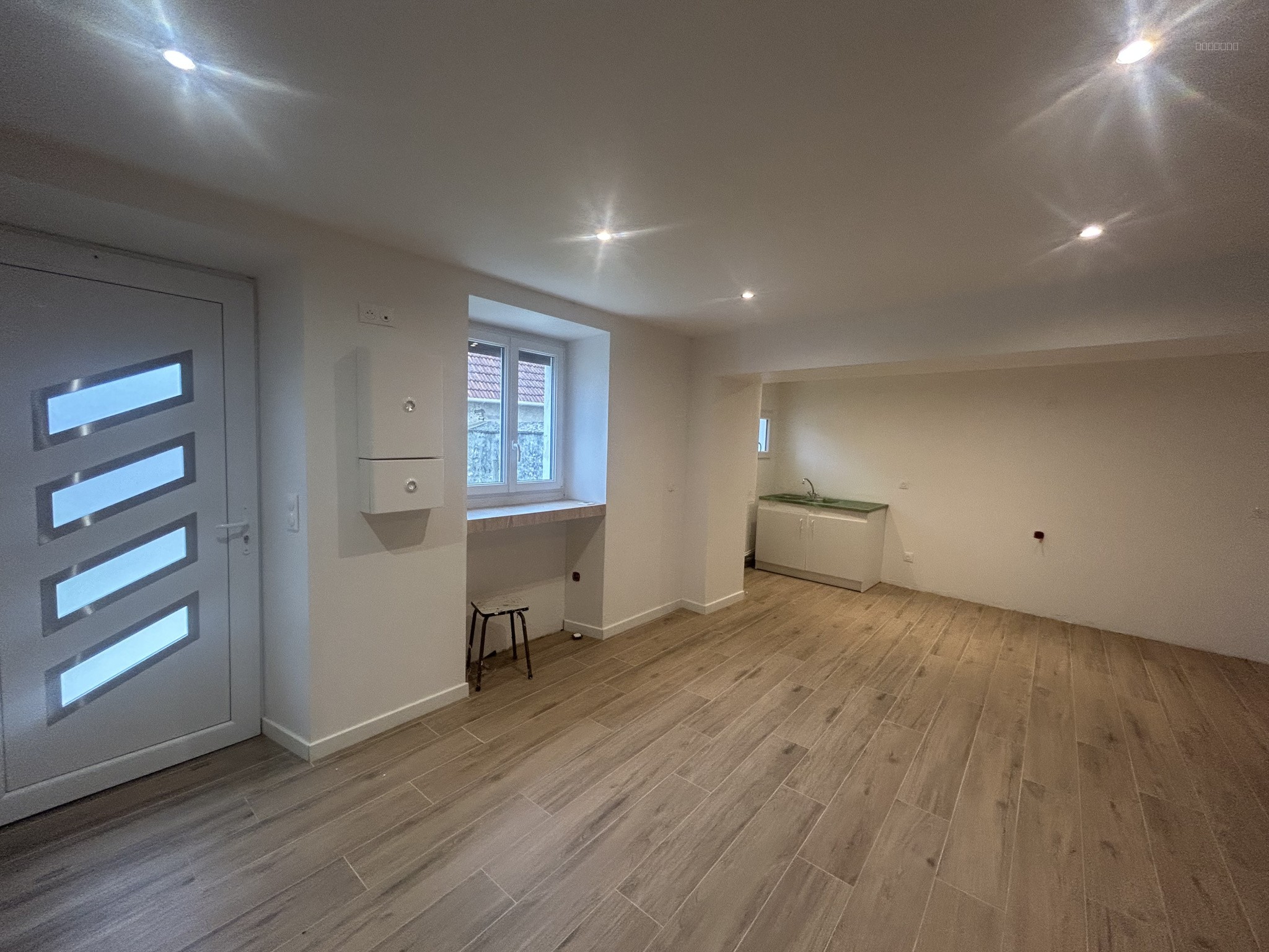 ENSEMBLE IMMOBILIER A BAULNE — photo 5